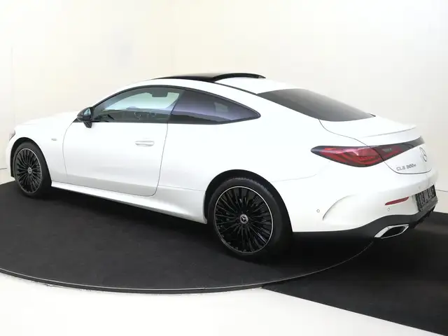 Mercedes-Benz CLE view 3