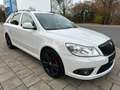 Skoda Octavia Combi RS 2HAND/SHZ/NAVI/PDC Weiß - thumbnail 3
