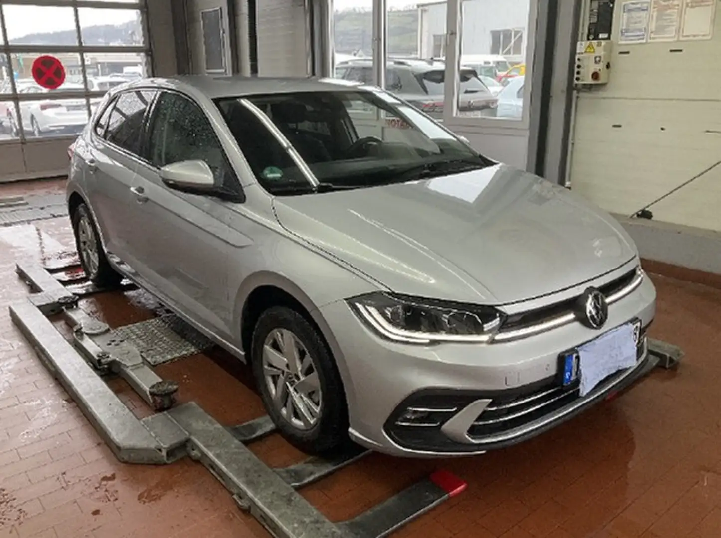 Volkswagen Polo 1.0 TSI DSG Style Navi, AHK, IQ Light Silber - 2