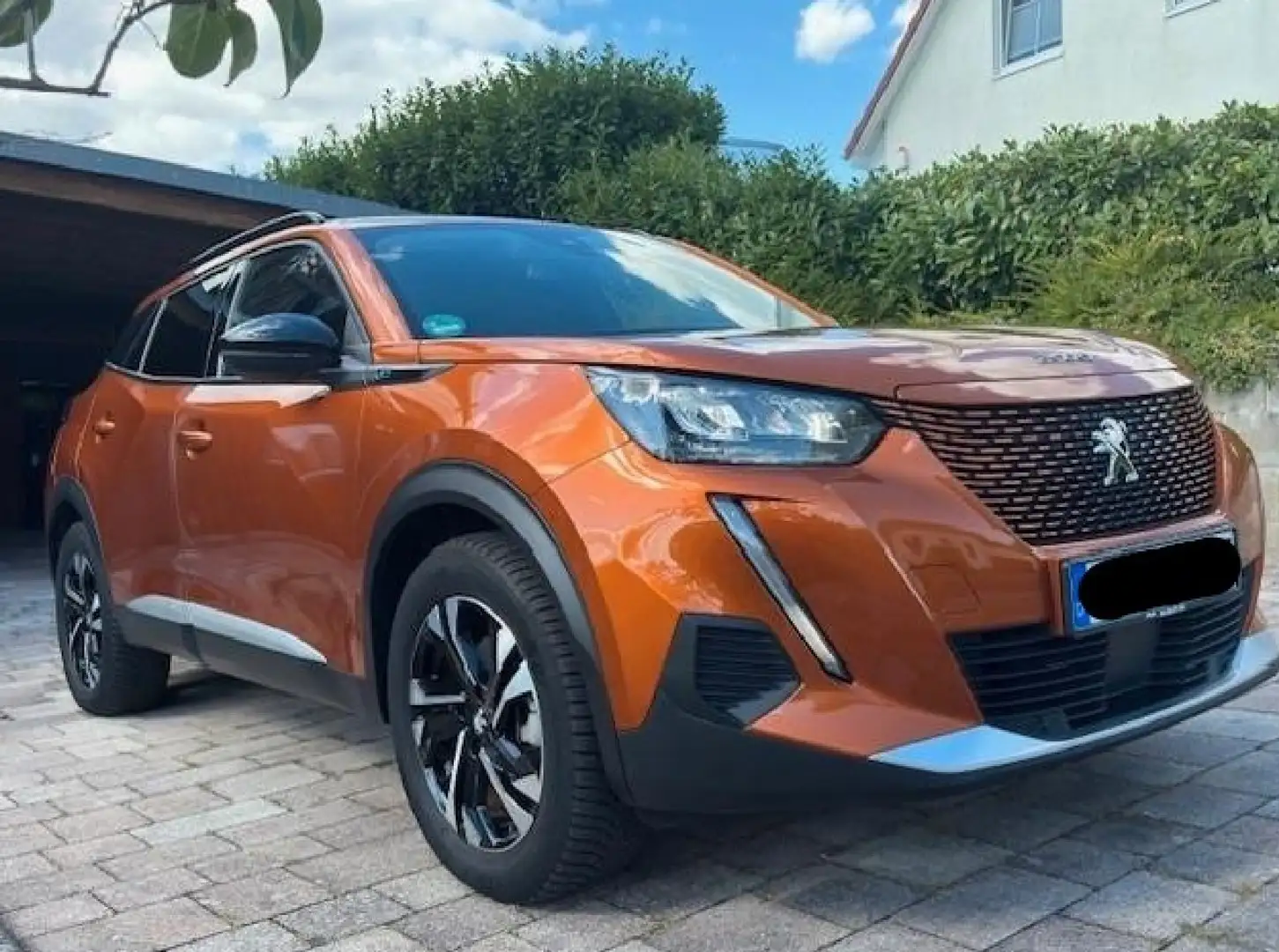 Peugeot e-2008 2008 Elektro Allure Pack Orange - 1