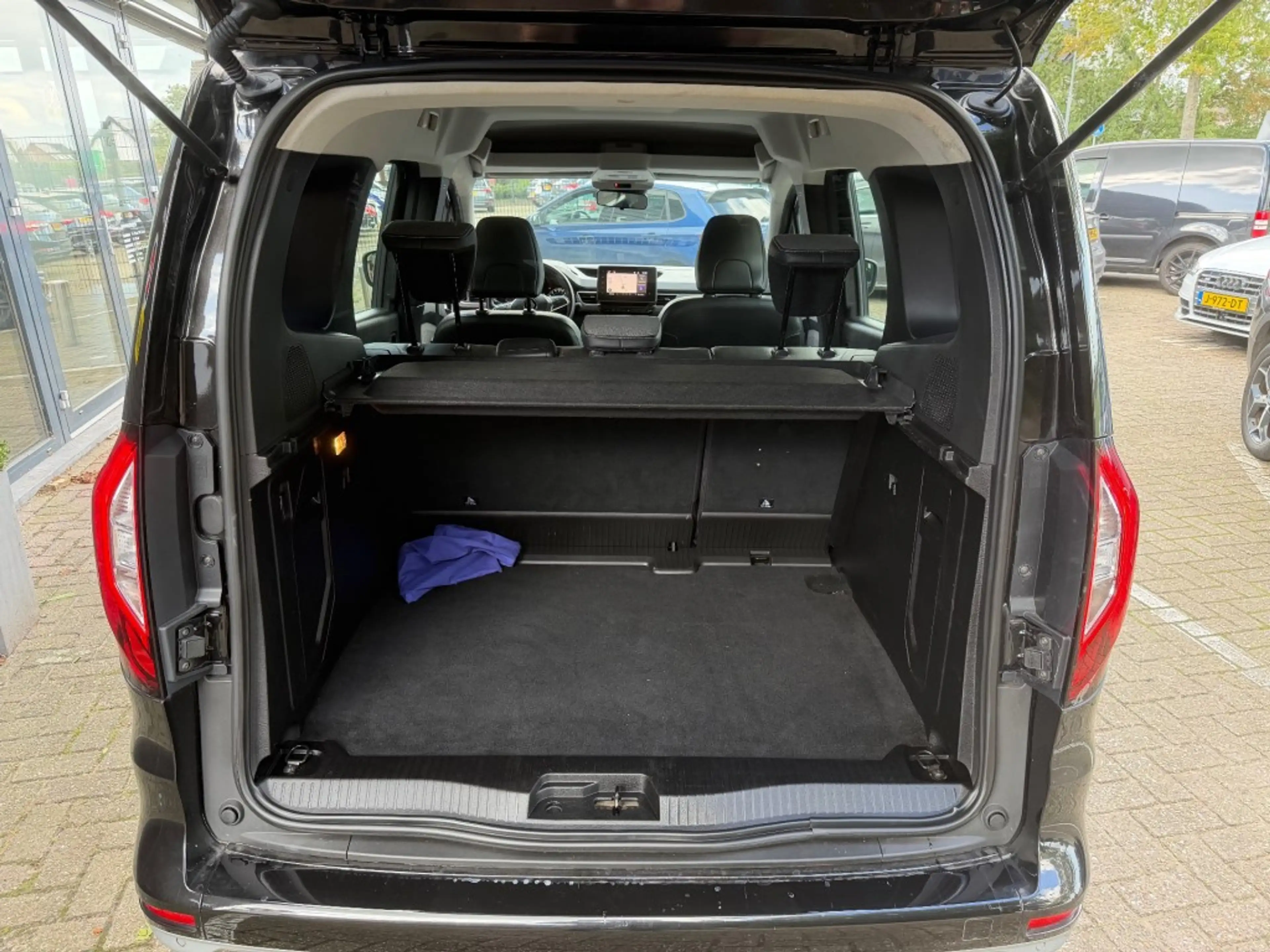 Renault Kangoo 1.3 TCE — photo 13