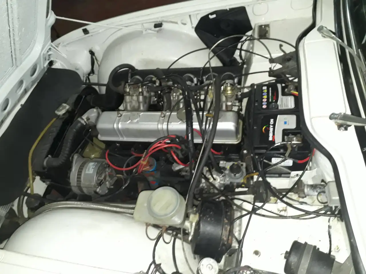 Triumph TR6 PI, foto 8