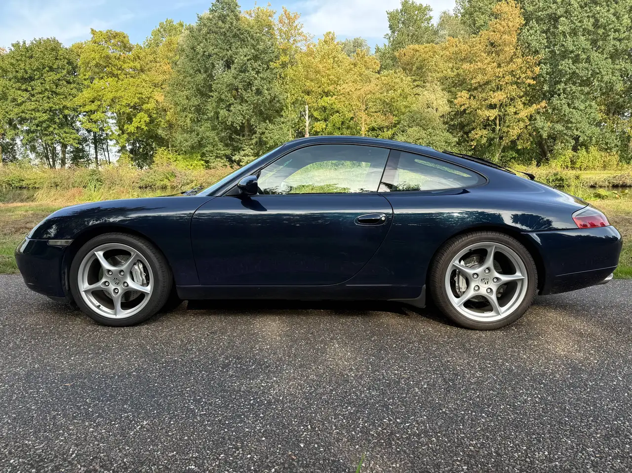 Porsche 911 3.4 Coupé Carrera 4, foto 3
