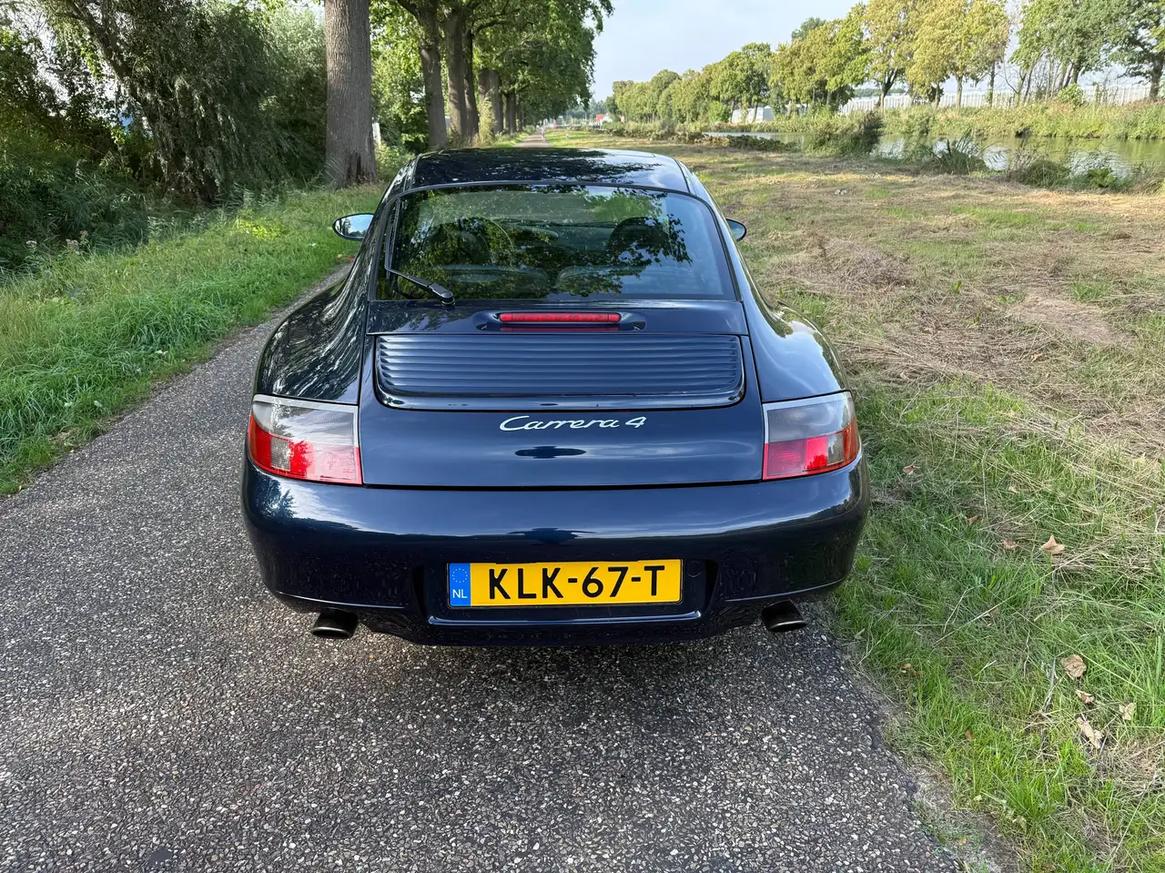 Porsche 911 3.4 Coupé Carrera 4, foto 6