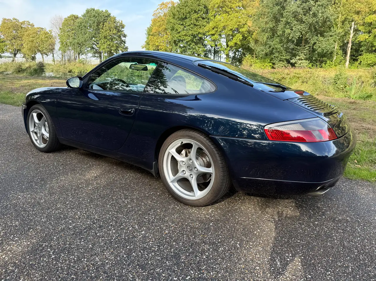 Porsche 911 3.4 Coupé Carrera 4, foto 4