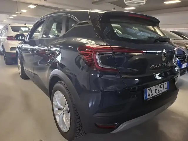 Renault Captur view 7