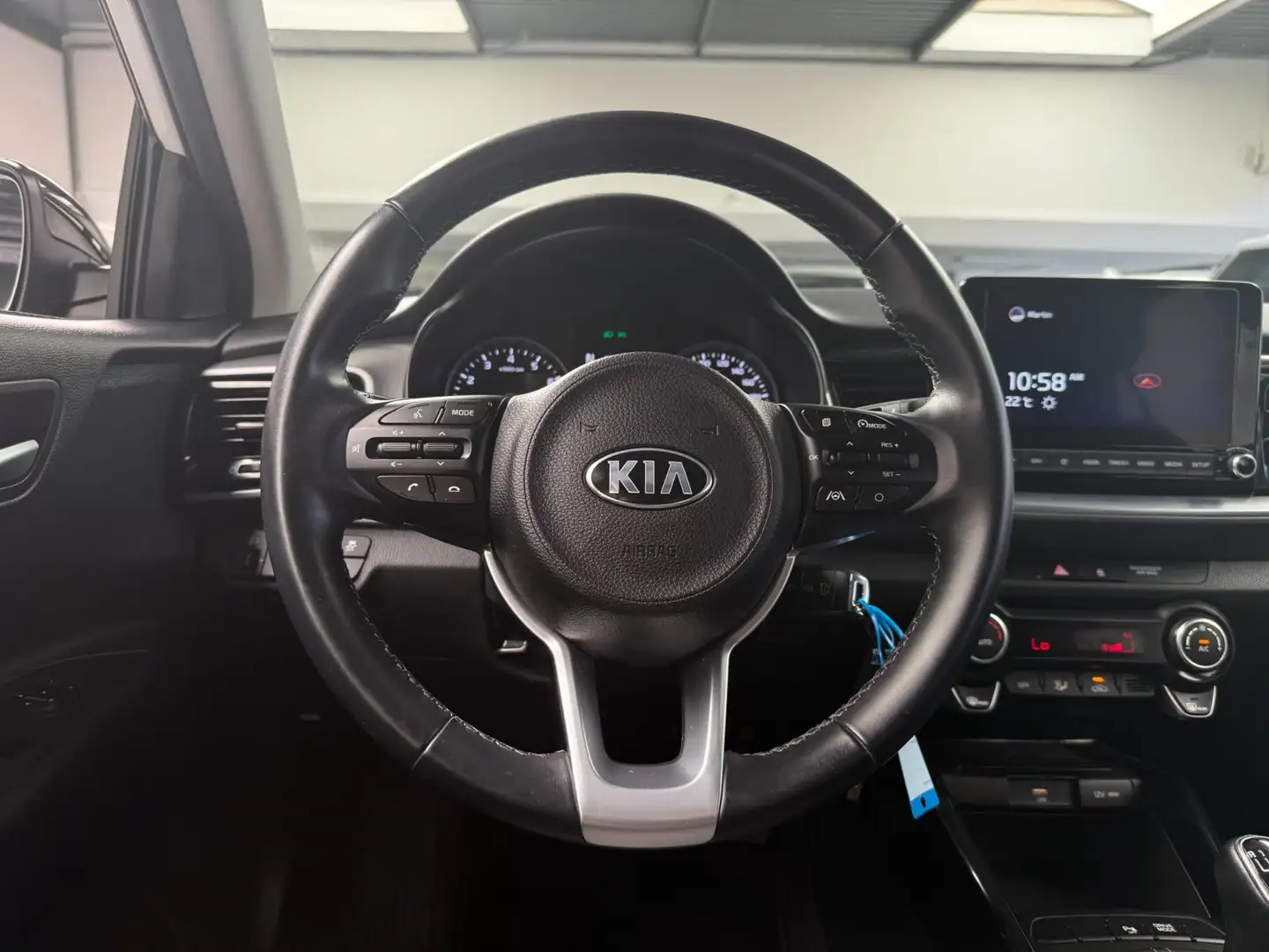 Kia Stonic 1.0 T-GDi MHEV DynamicLine |Camera|1e Eigenaar| Wit - 2