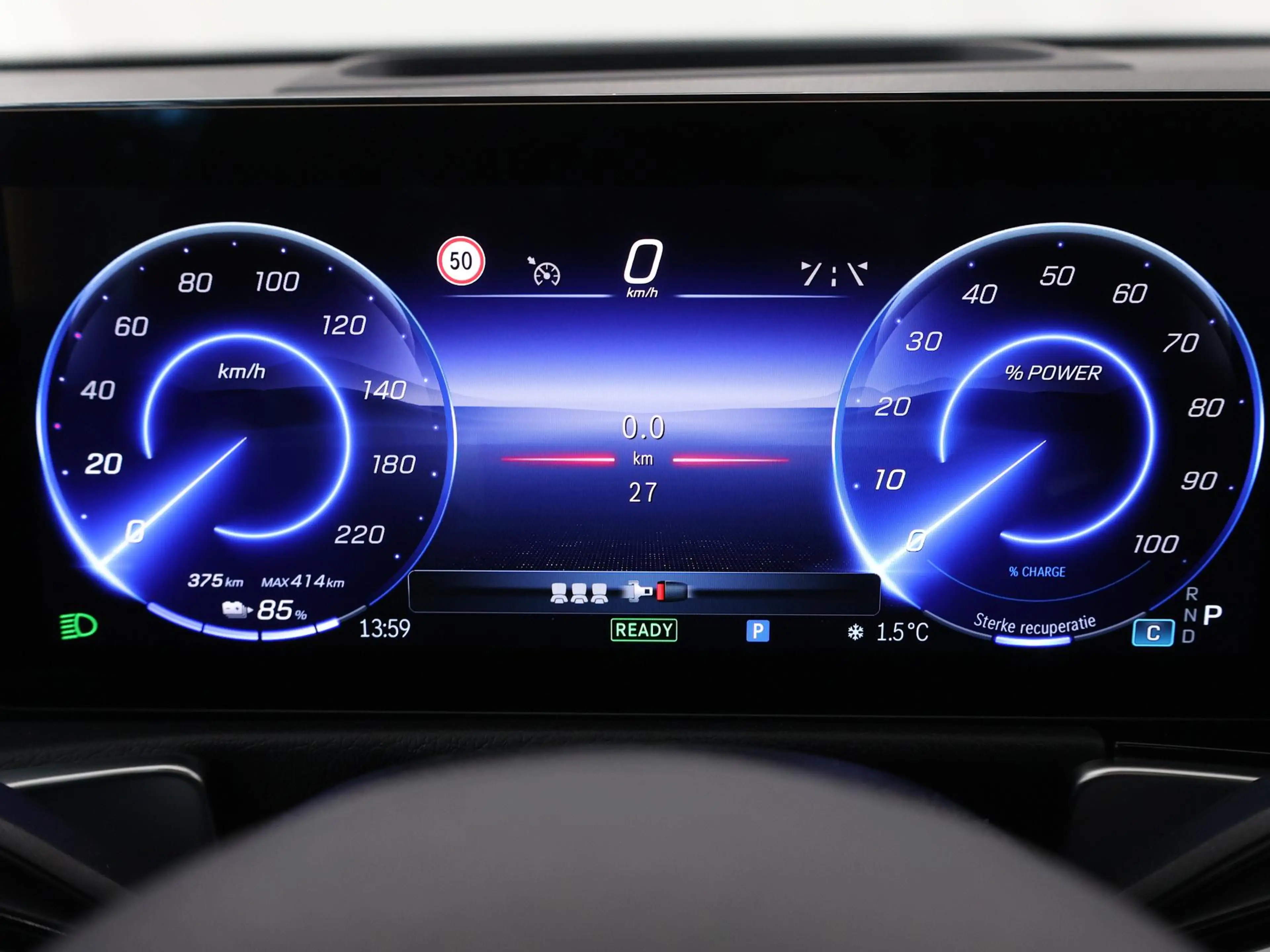 Mercedes-Benz EQB 250 250+ Business Solution AMG 71 kWh | Panoramaschuif — photo 12