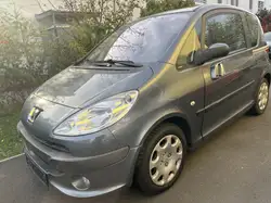 Peugeot 1007 Sporty 1,4 HDI - fotografija vozila