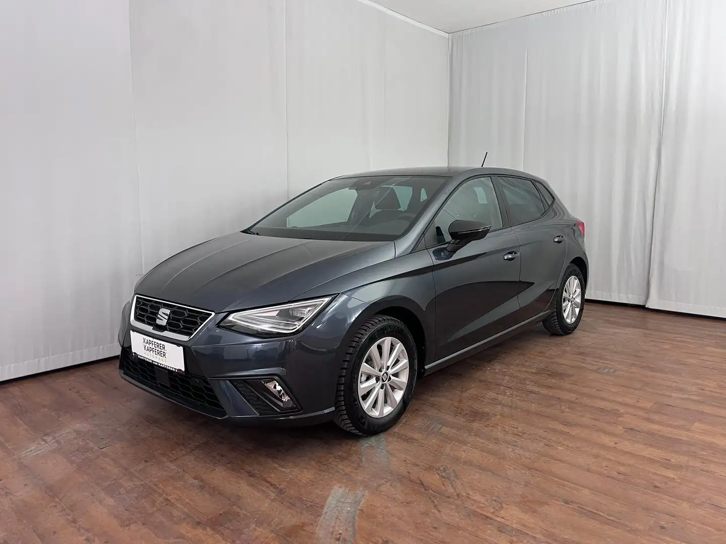 SEAT Ibiza FR Edition 1.0 TSI Grau - 1