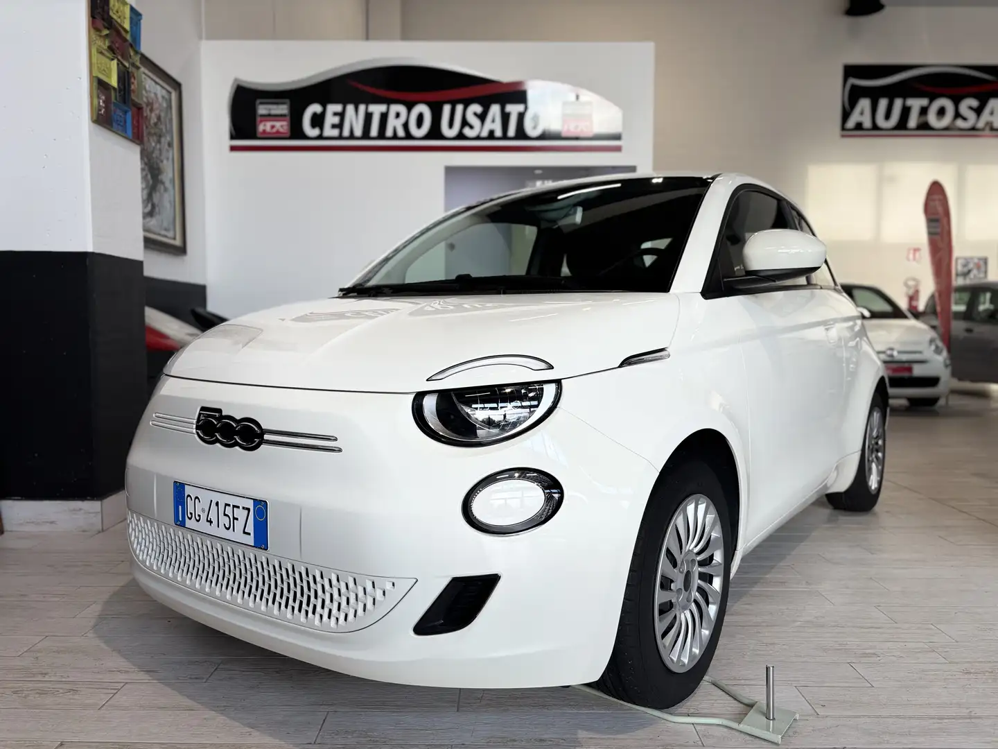 Fiat 500e 43 kWh  AZIENDALE UFFICIALE STELLANTIS  KM. CERT. Bianco - 2