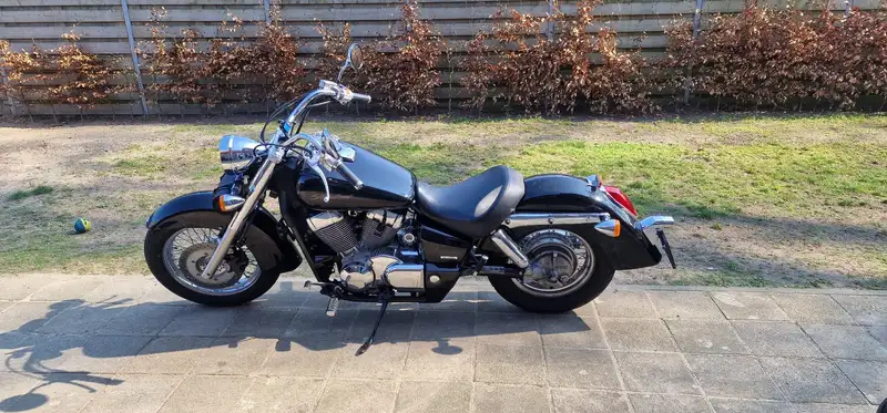 Honda Shadow VT 750 - foto 8