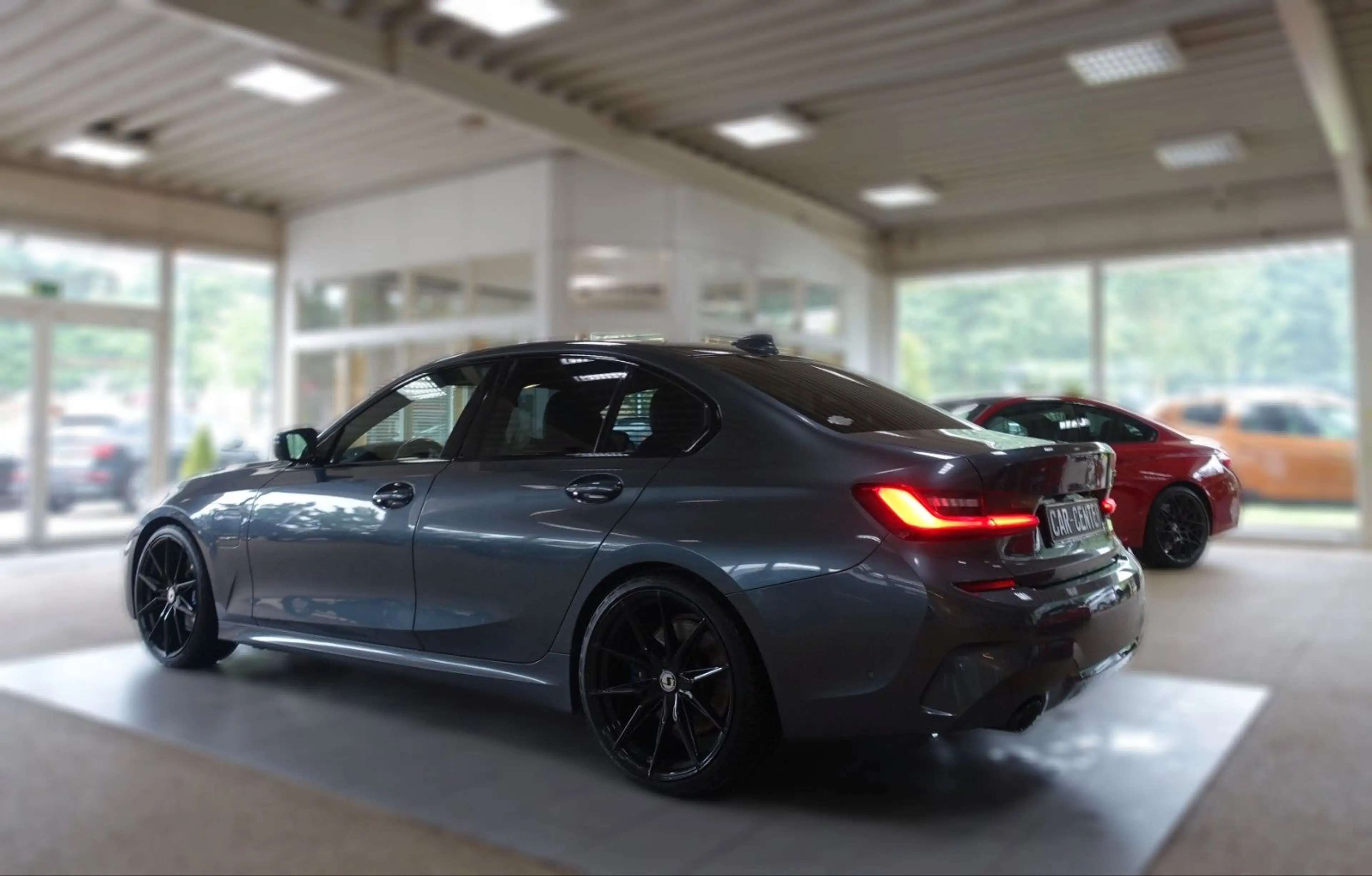 BMW 330 e G20 M Sport;LASER/HUD/KAM/NAV/M Sportbremse — photo 13