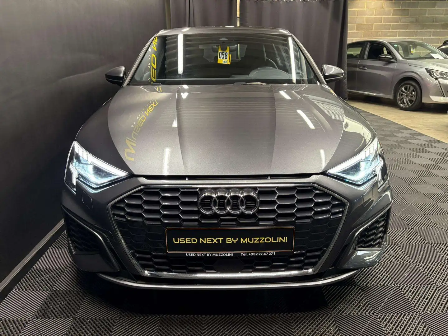 Audi A3 S Line Sportback 35 TFSI 150 STRONIC Gris - 2