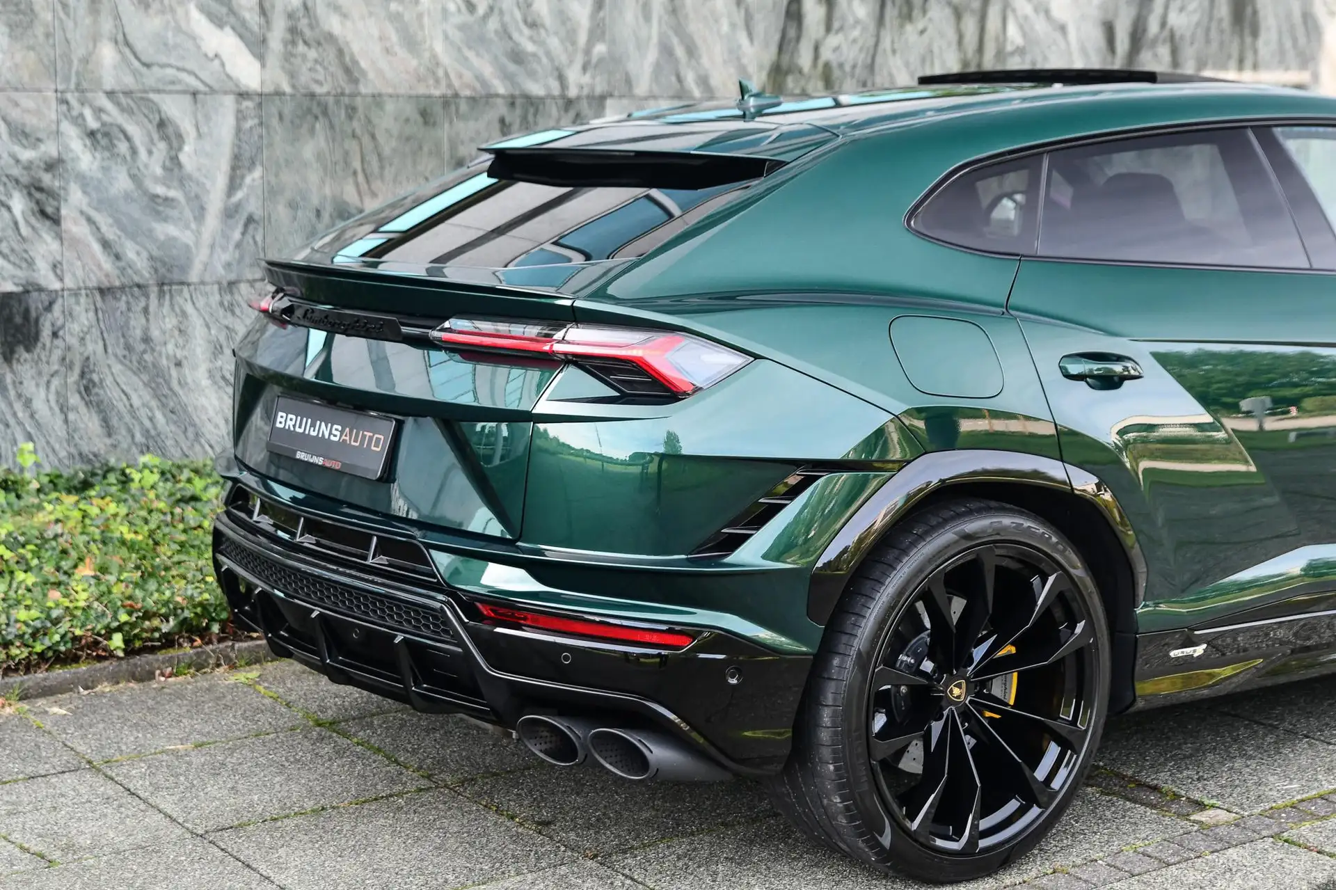 람보르기니 우루스 4.0 V8 Biturbo 2023 청록 사진 7