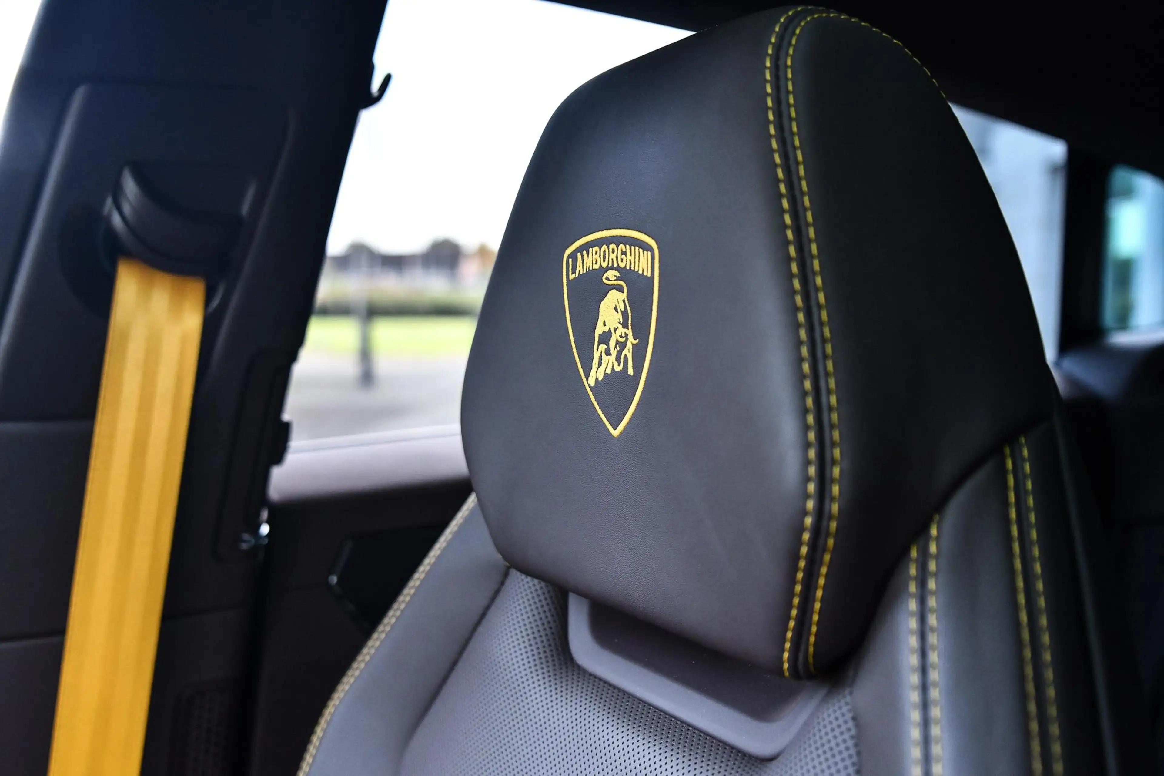 Lamborghini Urus 4.0 V8 S |Verde hydra|Carbon|BTW| — photo 16