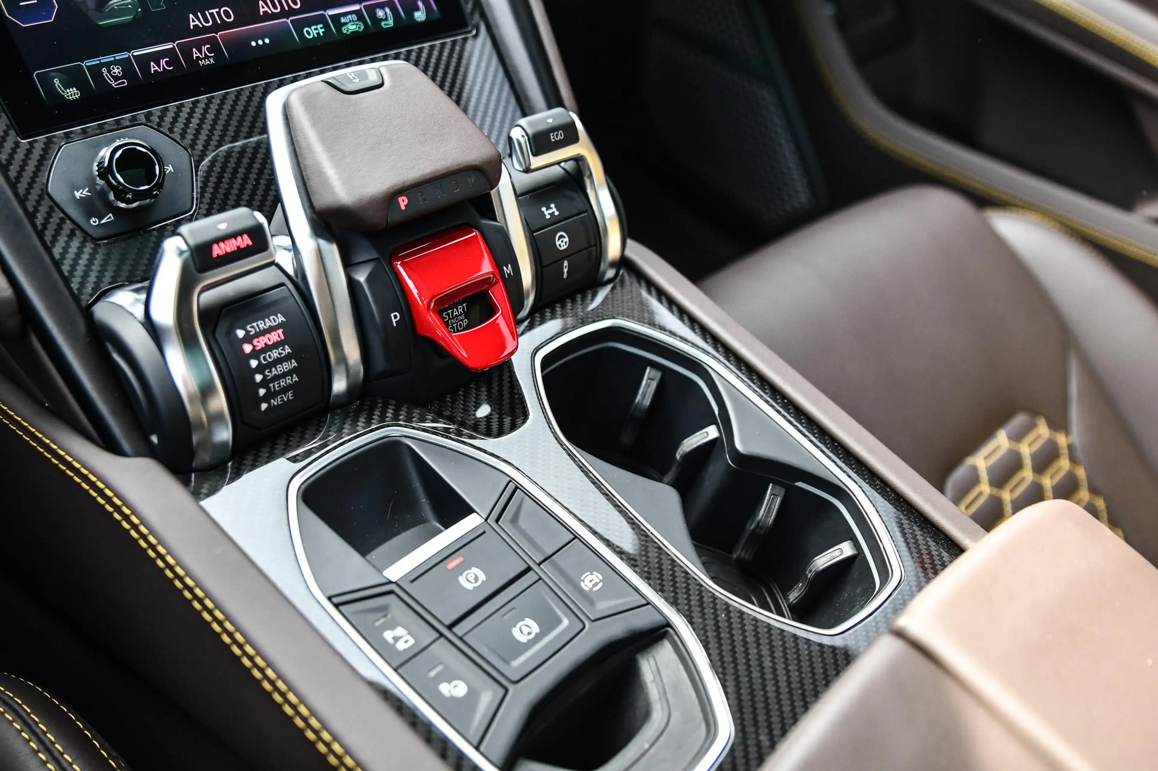 Lamborghini Urus 4.0 V8 S |Verde hydra|Carbon|BTW| — photo 19