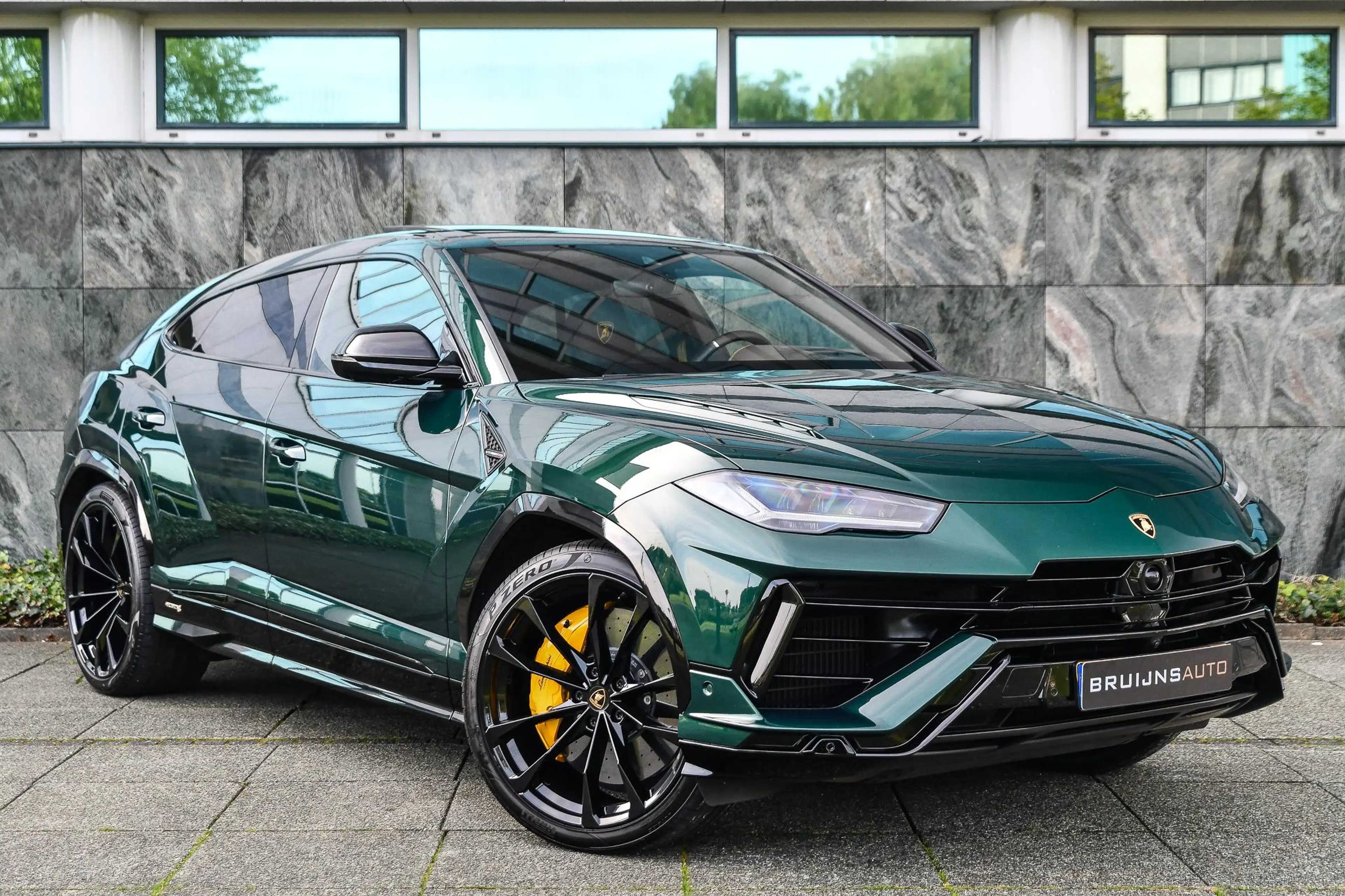 Lamborghini Urus 4.0 V8 S |Verde hydra|Carbon|BTW| — photo 2