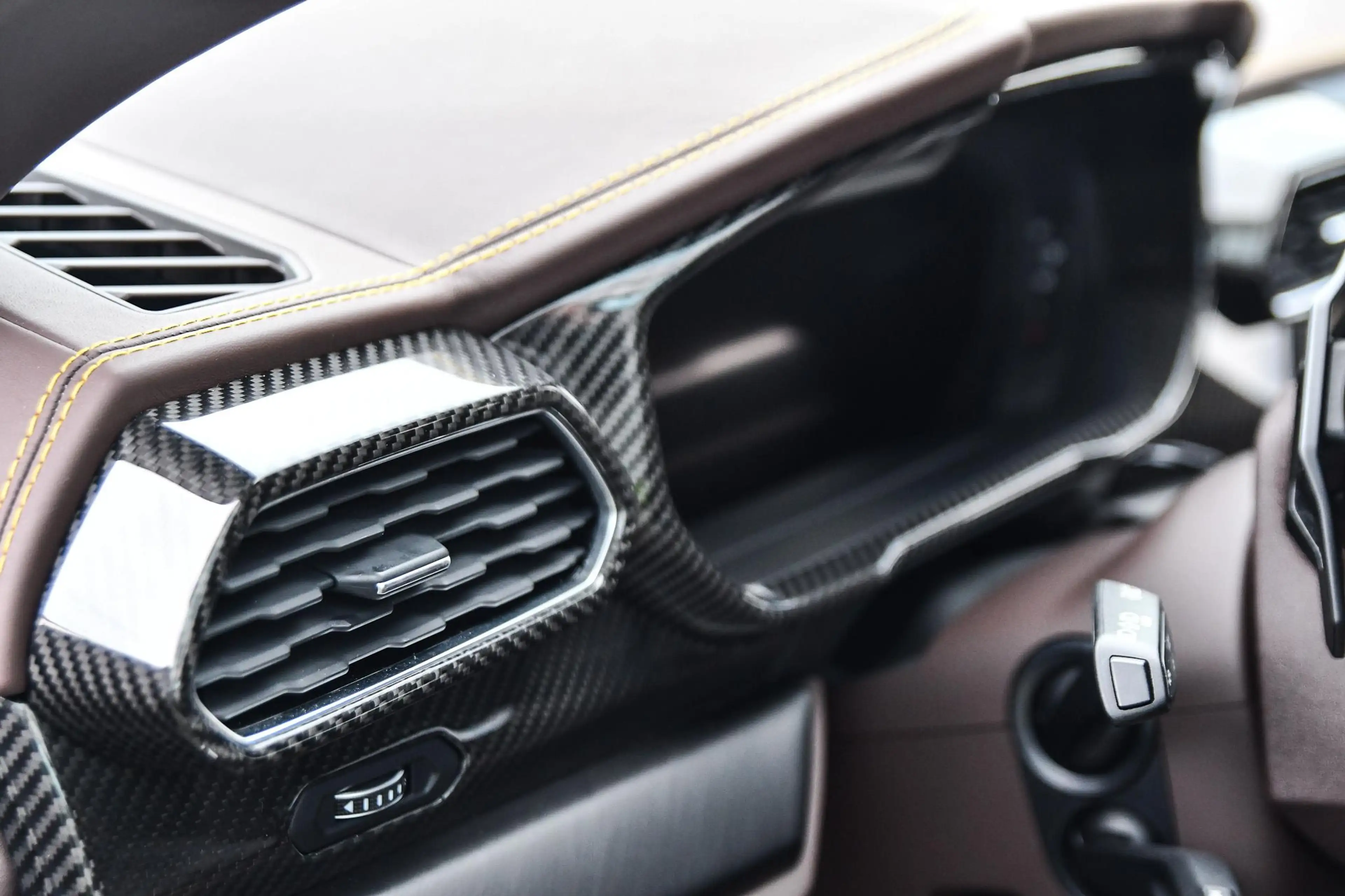 Lamborghini Urus 4.0 V8 S |Verde hydra|Carbon|BTW| — photo 30