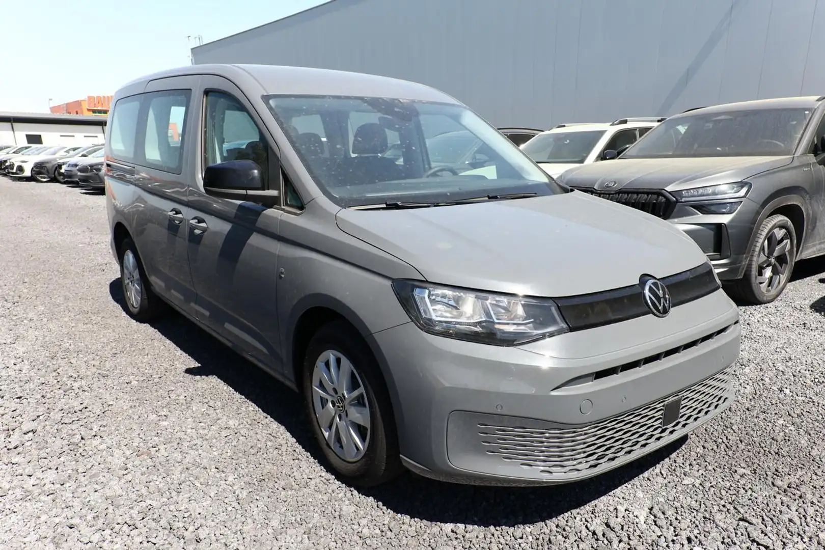 Volkswagen Caddy Maxi Life 7S SHZ 16"LM Klimaaut Temp Kam 75 kW ... Grau - 2
