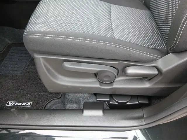 Suzuki Vitara view 11