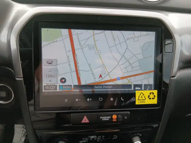 Suzuki Vitara view 10