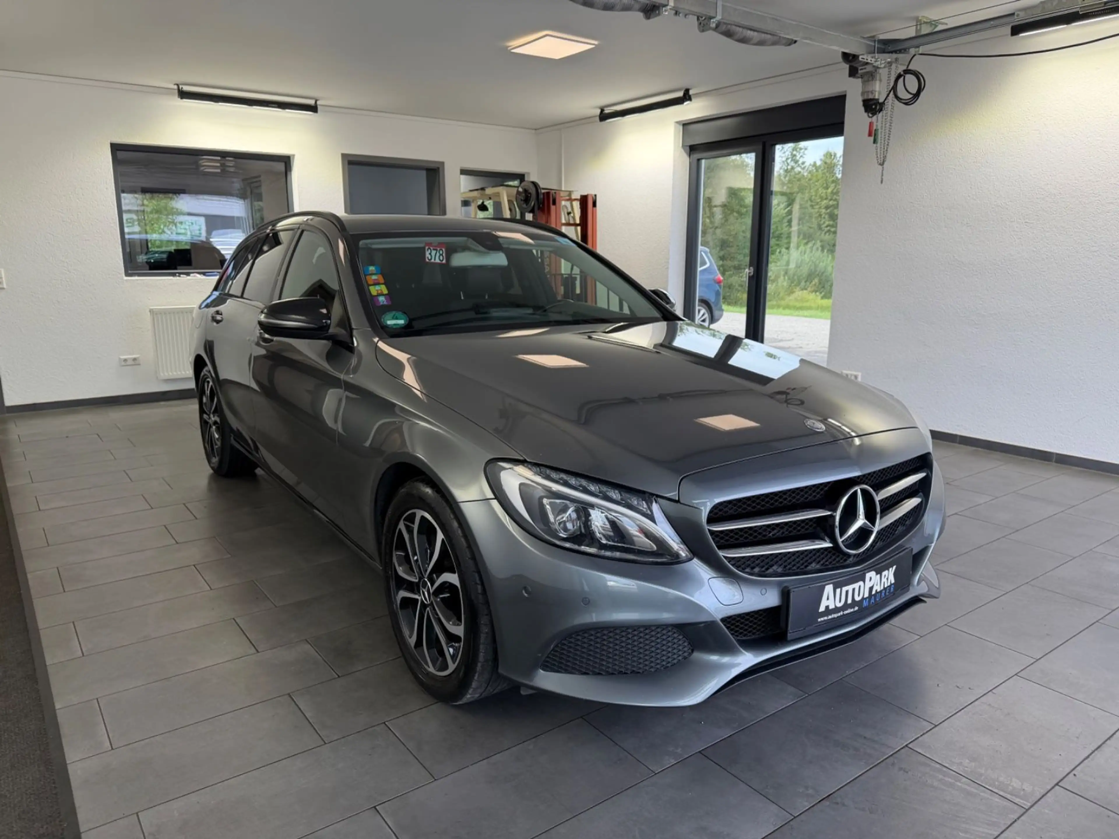 Mercedes-Benz C 200 d T Avantgarde | Night | LED | Navi | SHZ — photo 4