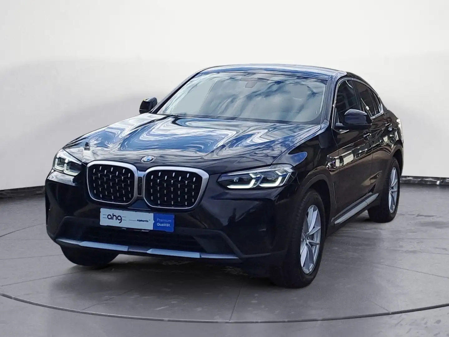 BMW X4 xDrive30d AT Innovationsp. Sport Aut. Zwart - 2
