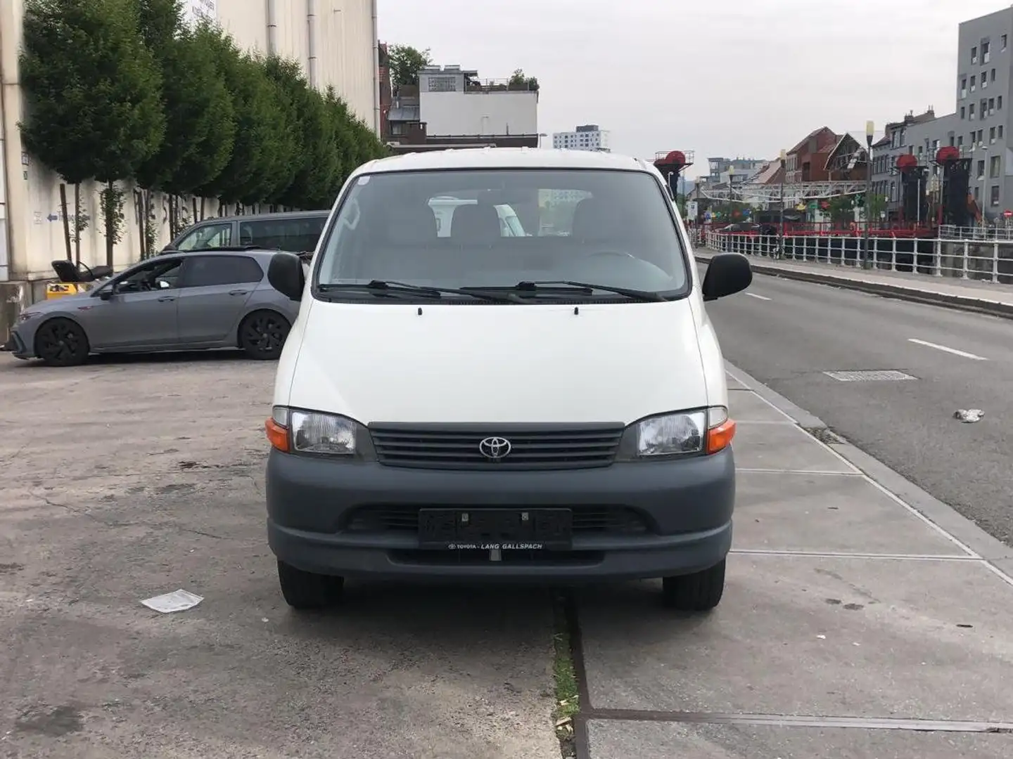 Toyota Hiace 2.5 Bianco - 2