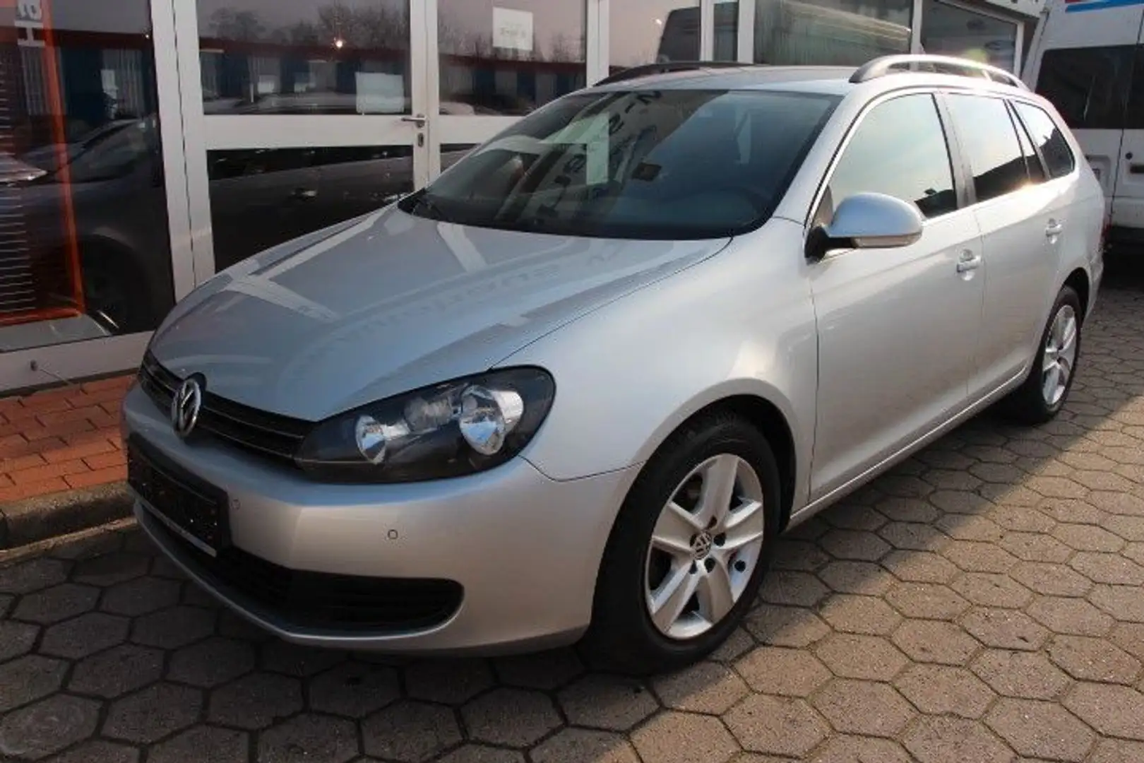 Volkswagen Golf VI Variant Comfortline*3.HAND*KLIMA*EXPORT* Silber - 2