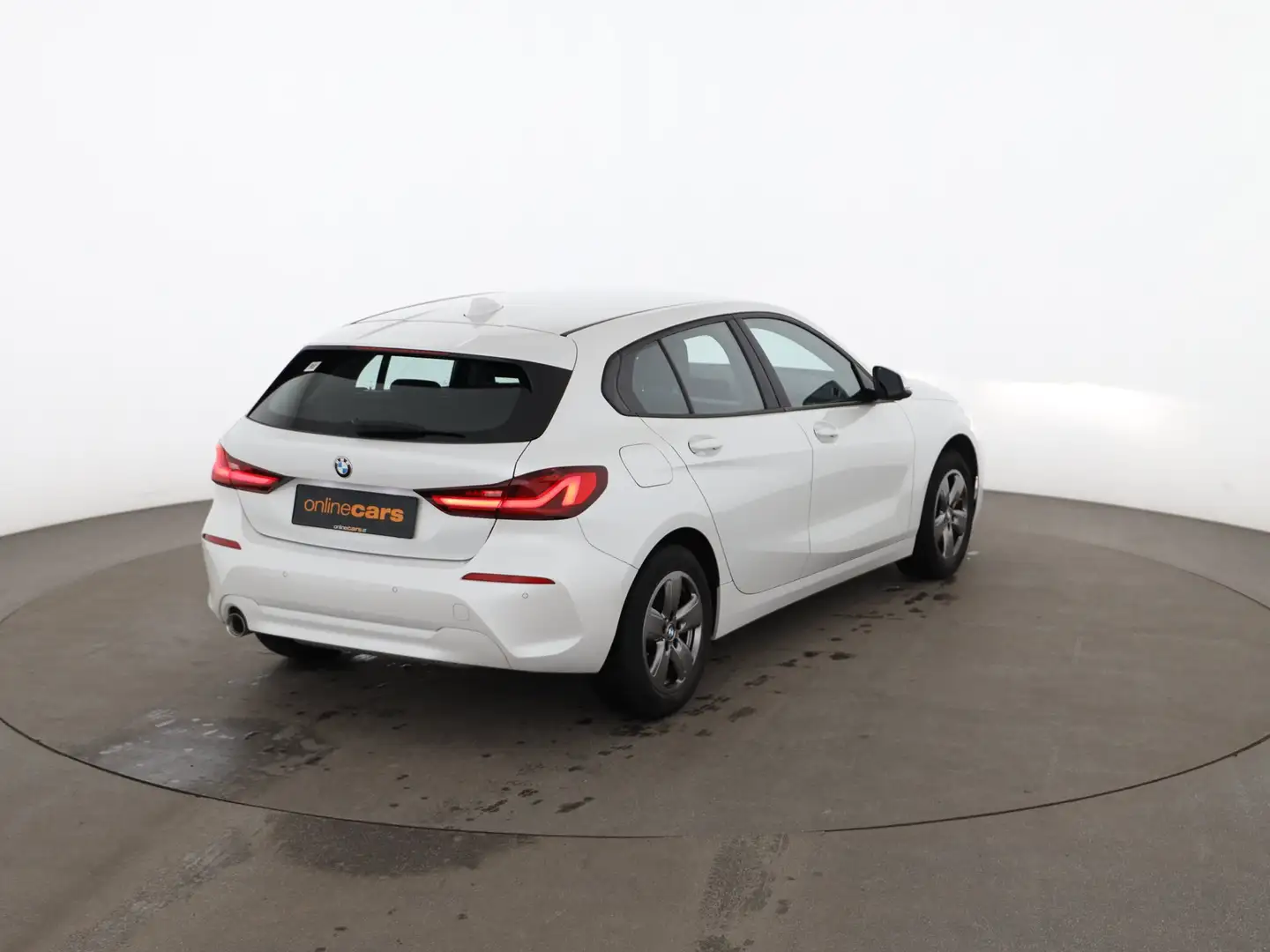 BMW 116 i Advantage Aut LED NAVI SITZHZG DIGITAL-TACHO Weiß - 2