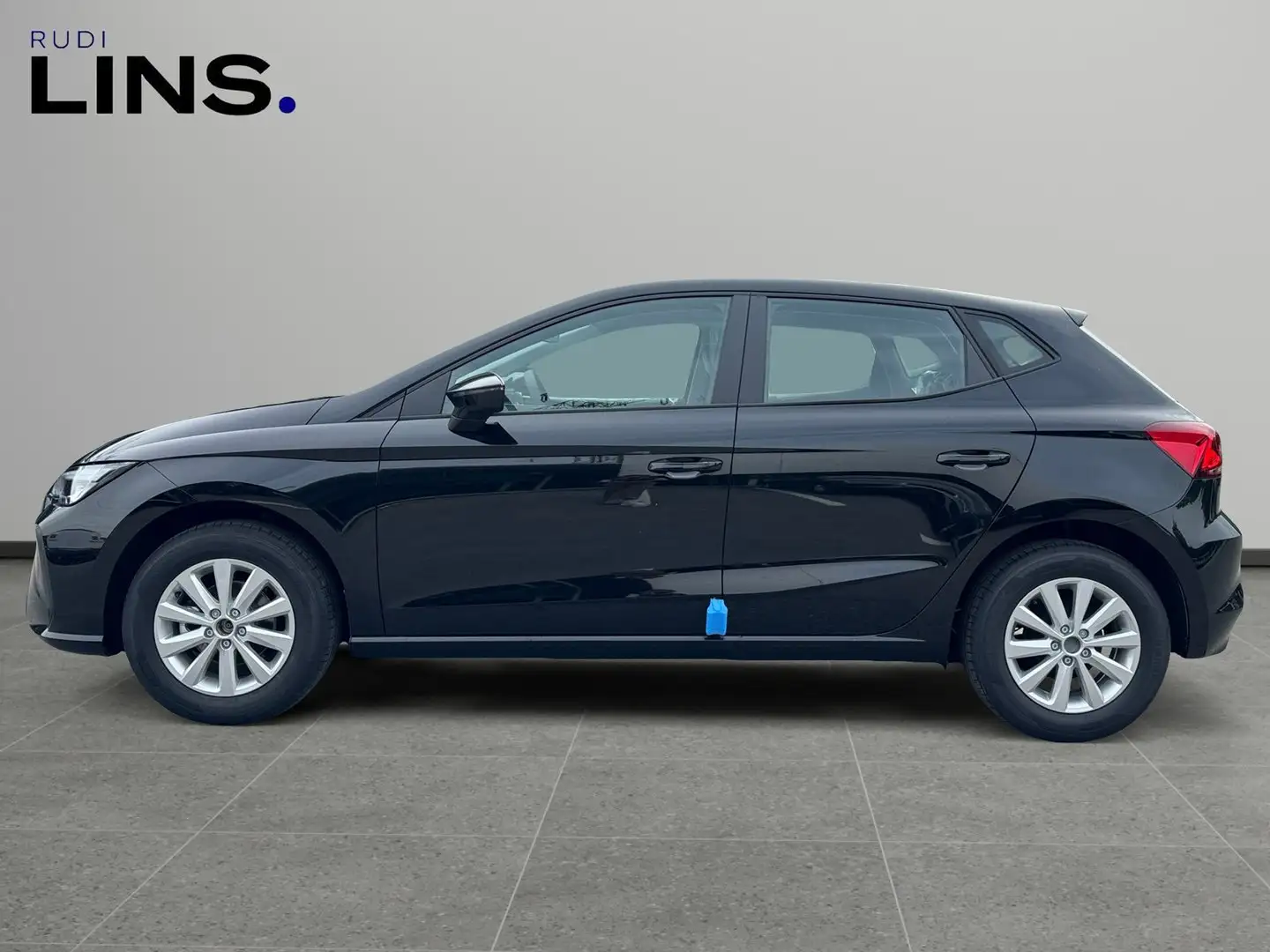 SEAT Ibiza Reference Edition 1.0 80PS Schwarz - 2