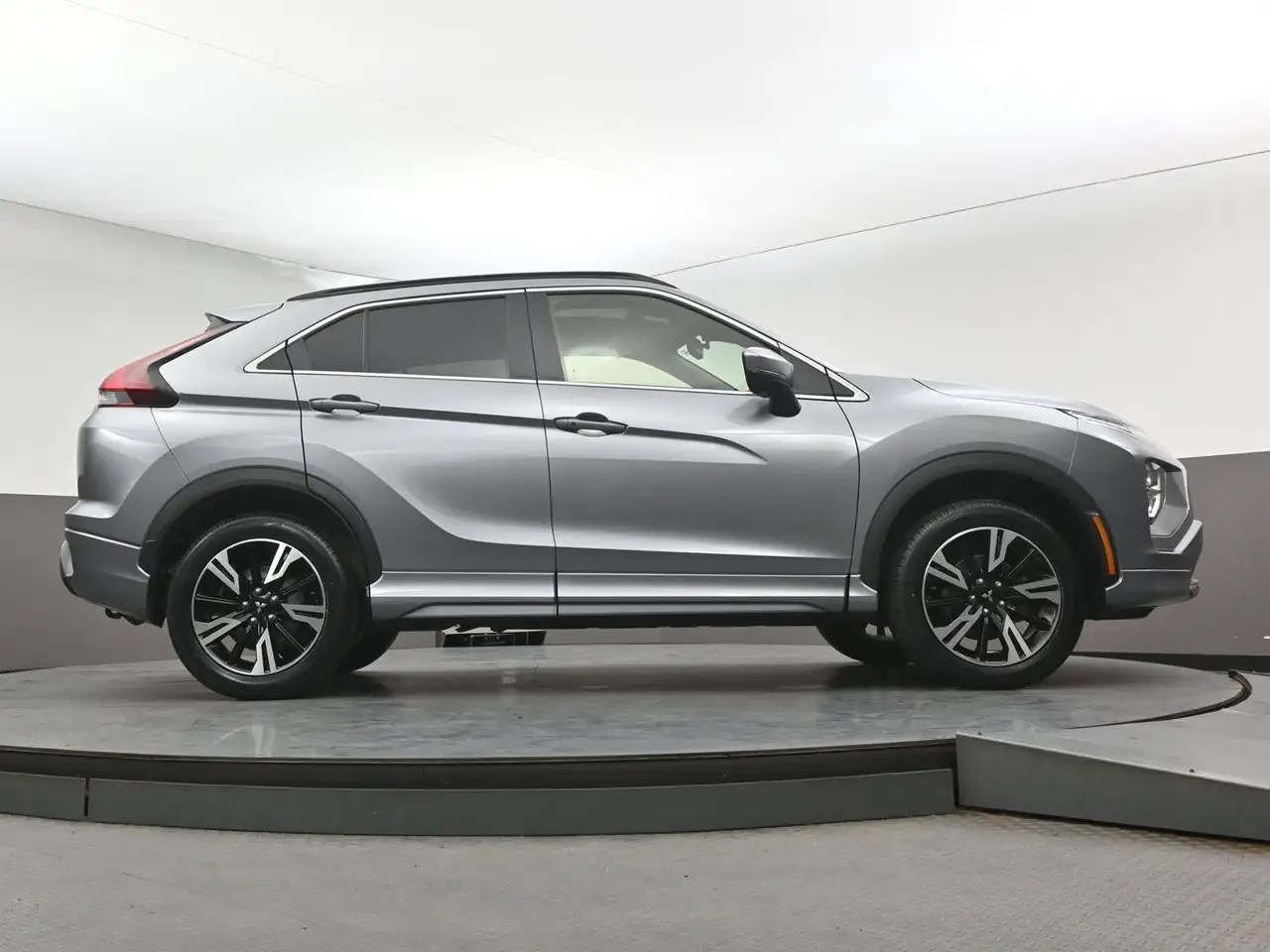 Mitsubishi Eclipse Cross photo Mitsubishi Eclipse Cross