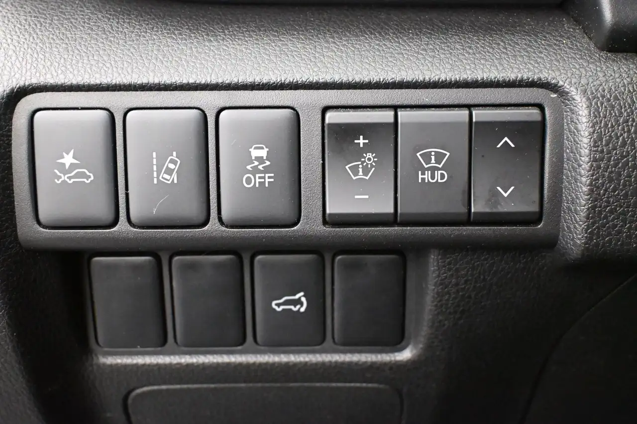 Mitsubishi Eclipse Cross photo Mitsubishi Eclipse Cross