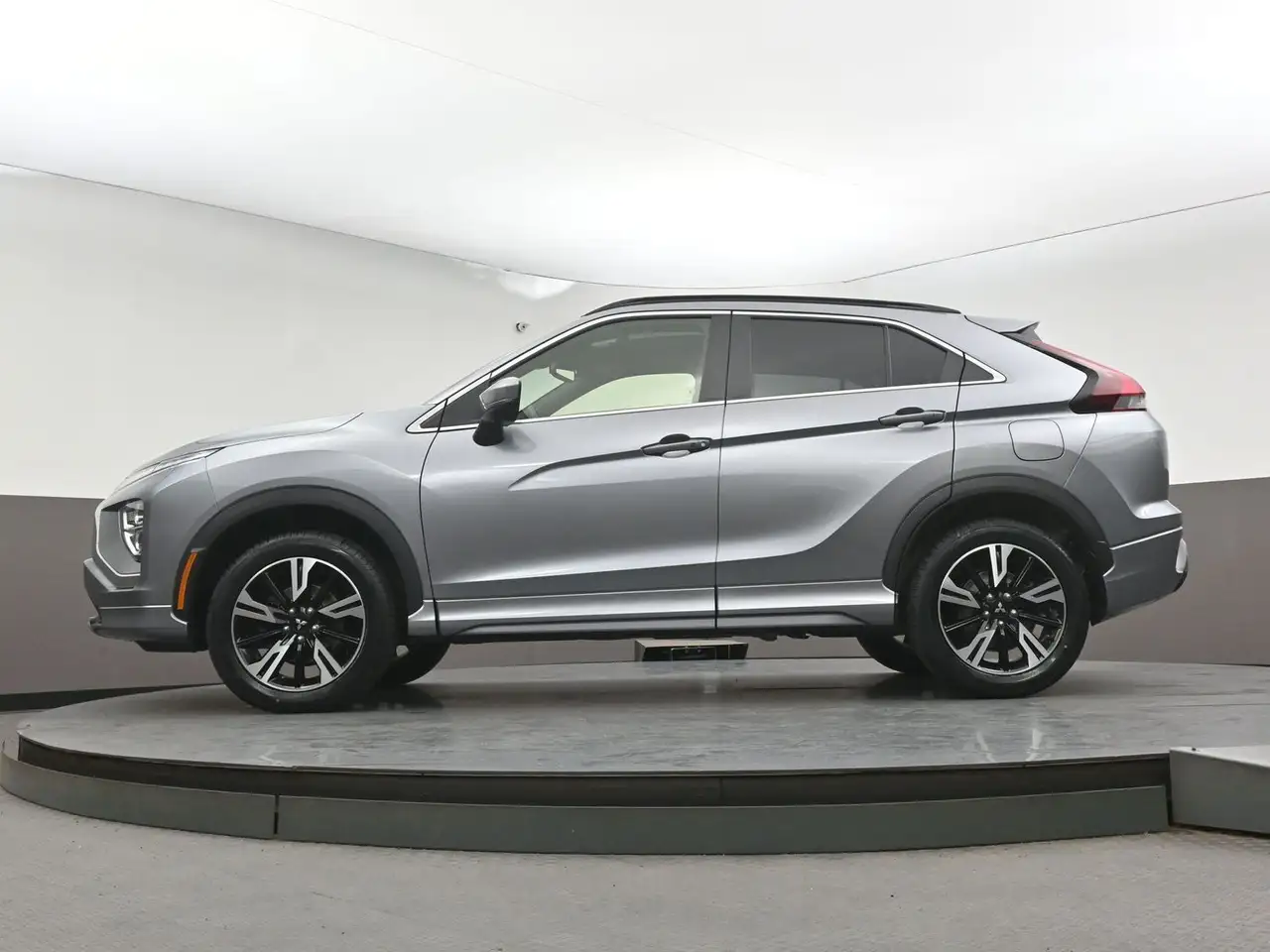 Mitsubishi Eclipse Cross photo Mitsubishi Eclipse Cross