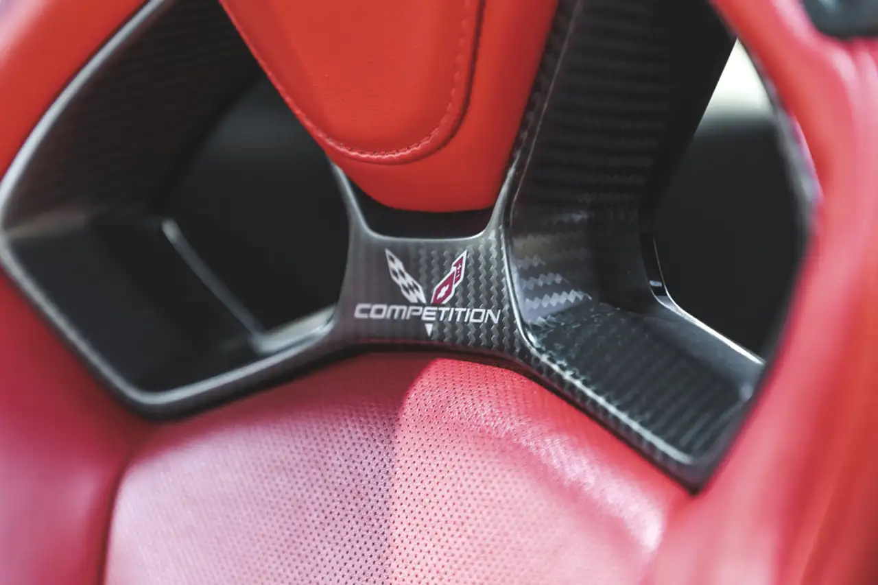 Chevrolet Corvette снимка Chevrolet Corvette