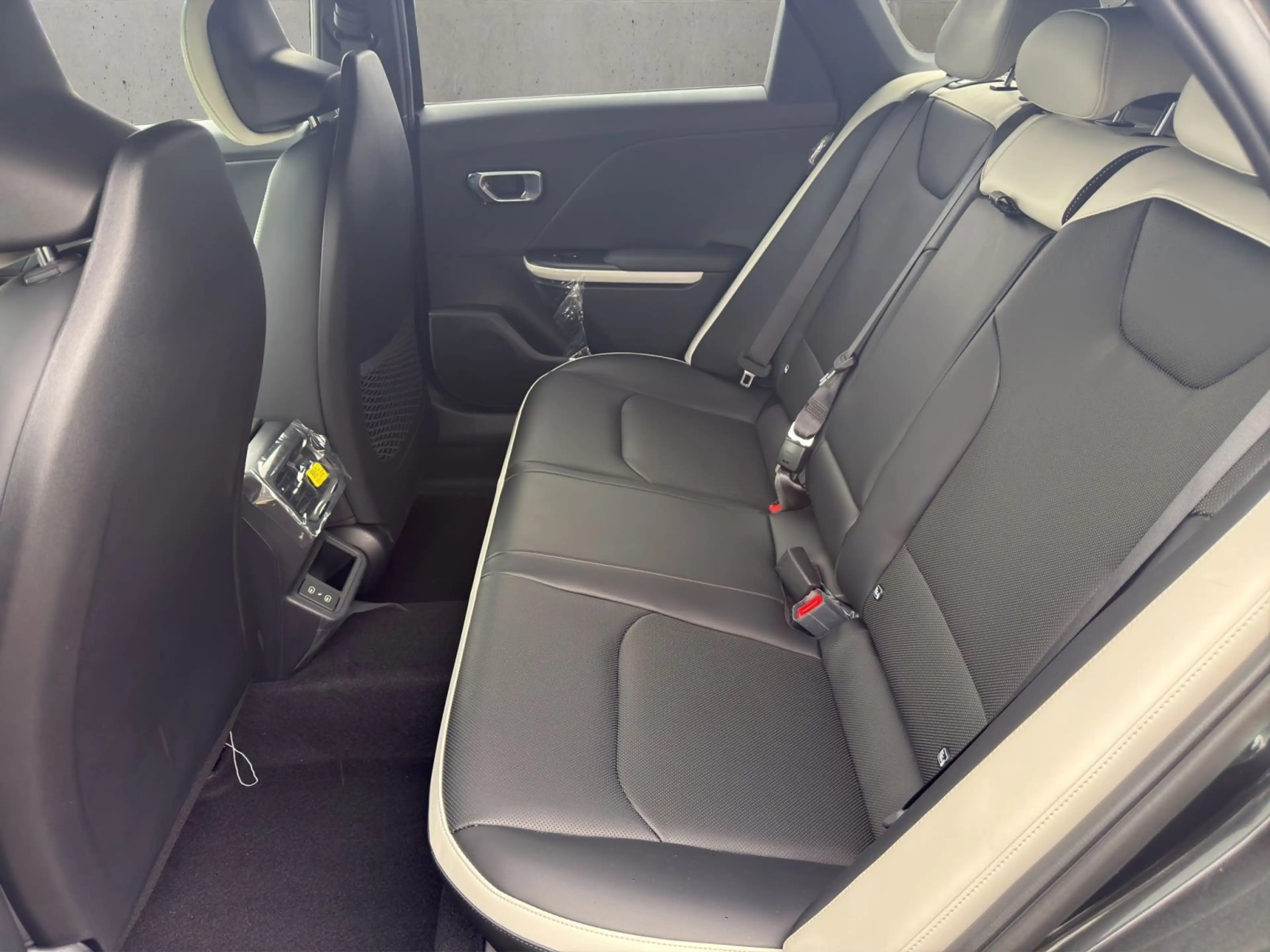 Kia K4 SW 1.6T 180 DCT GTL DWP+ SZ — photo 14