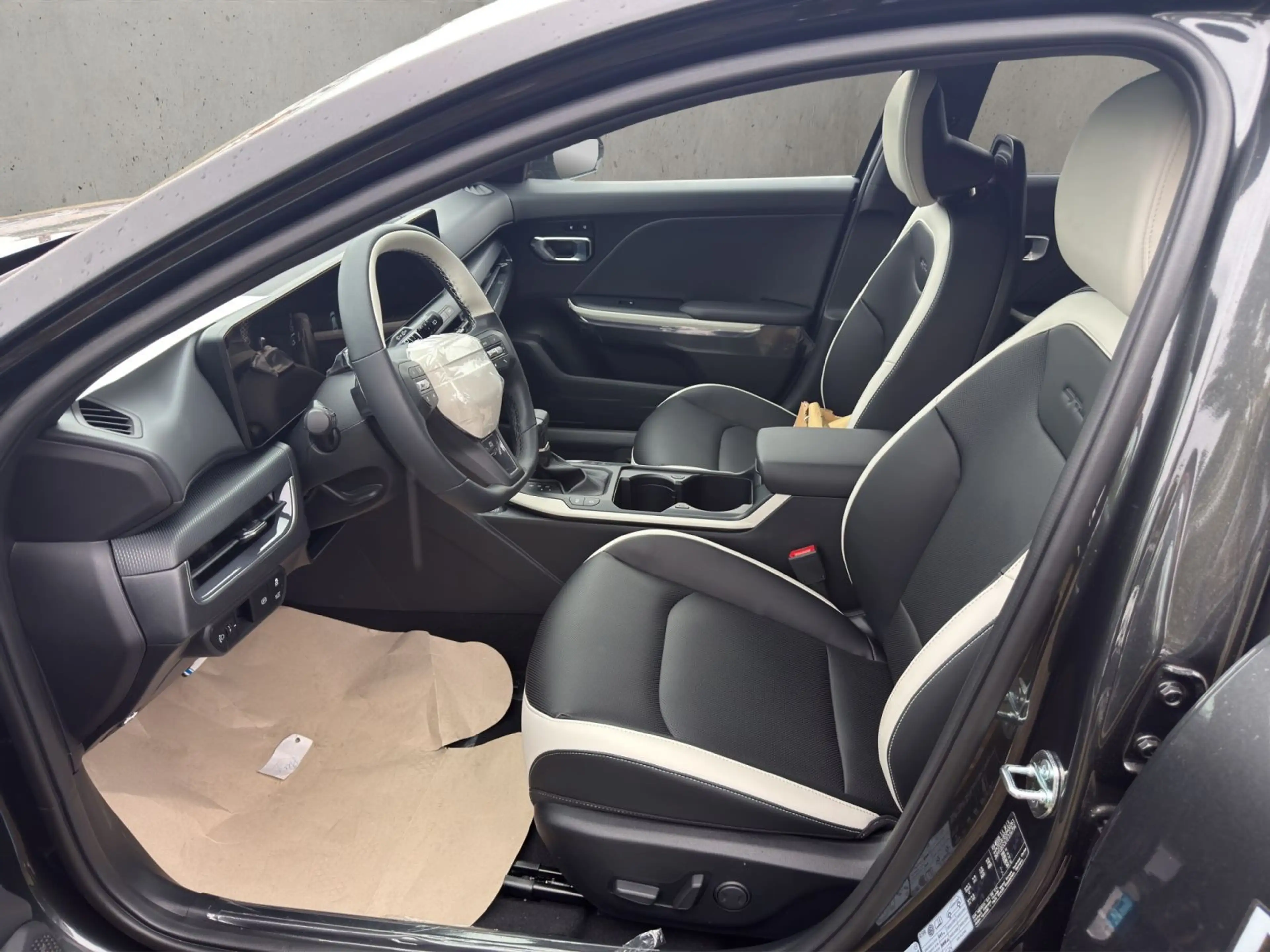 Kia K4 SW 1.6T 180 DCT GTL DWP+ SZ — photo 9