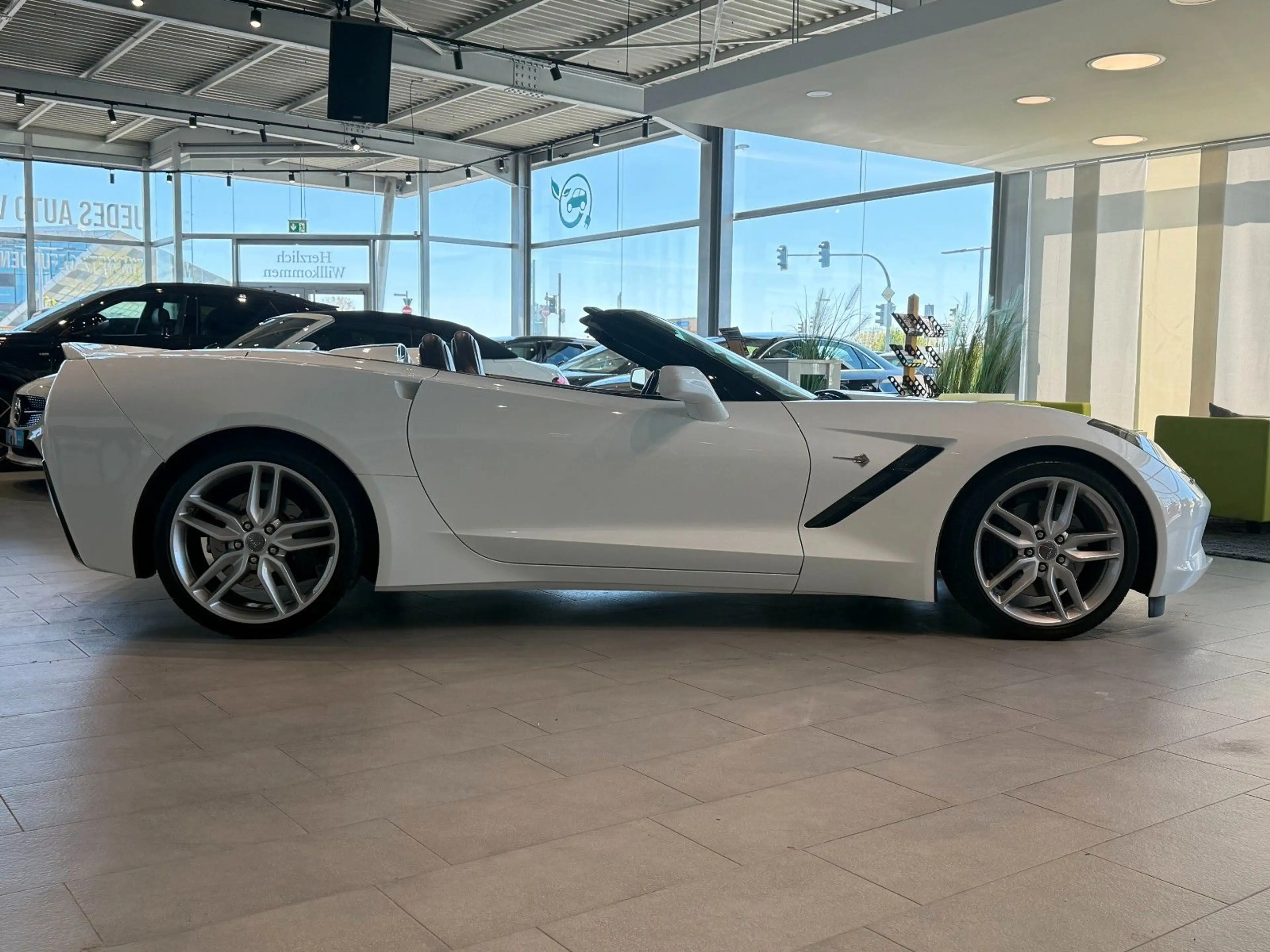 Corvette C7 6.2 V8 MT7 Stingray Cabrio 2LT*Tempomat*HUD* — photo 7