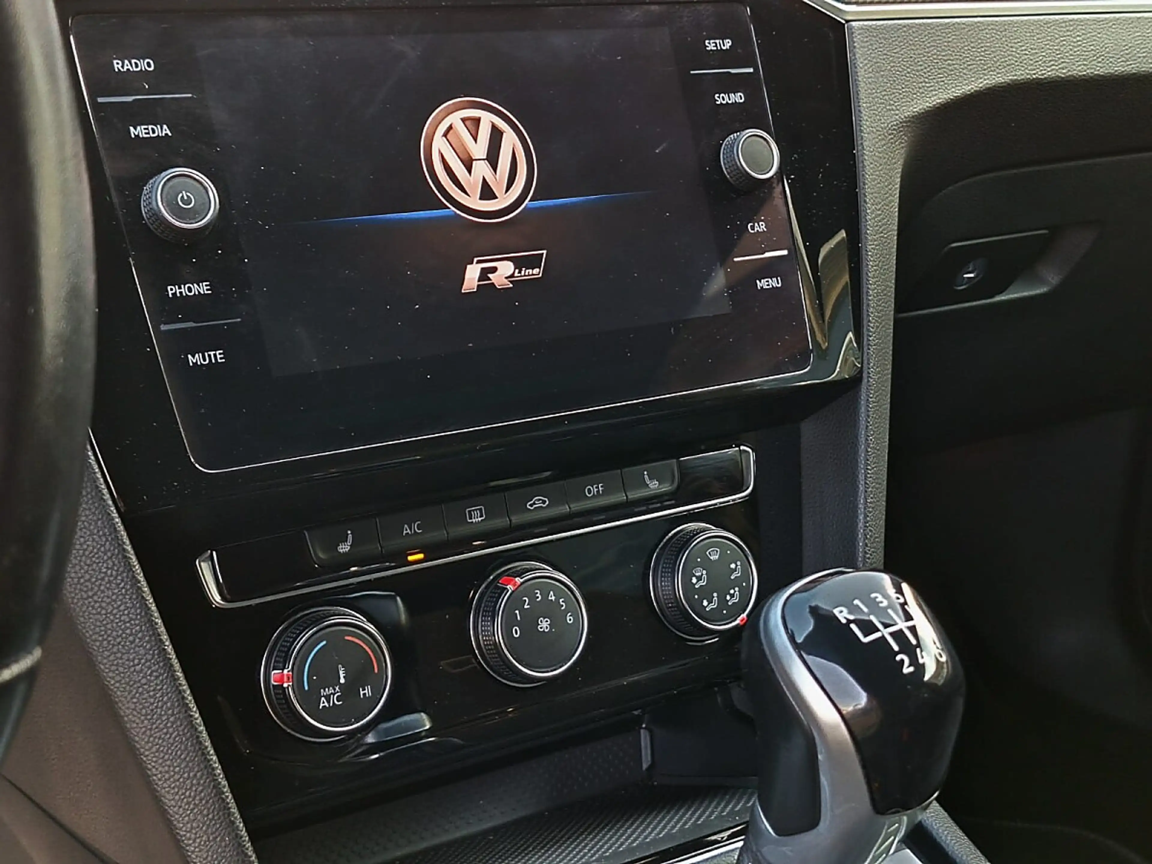 Volkswagen Arteon R-Line 2,0 TDI SCR — photo 15