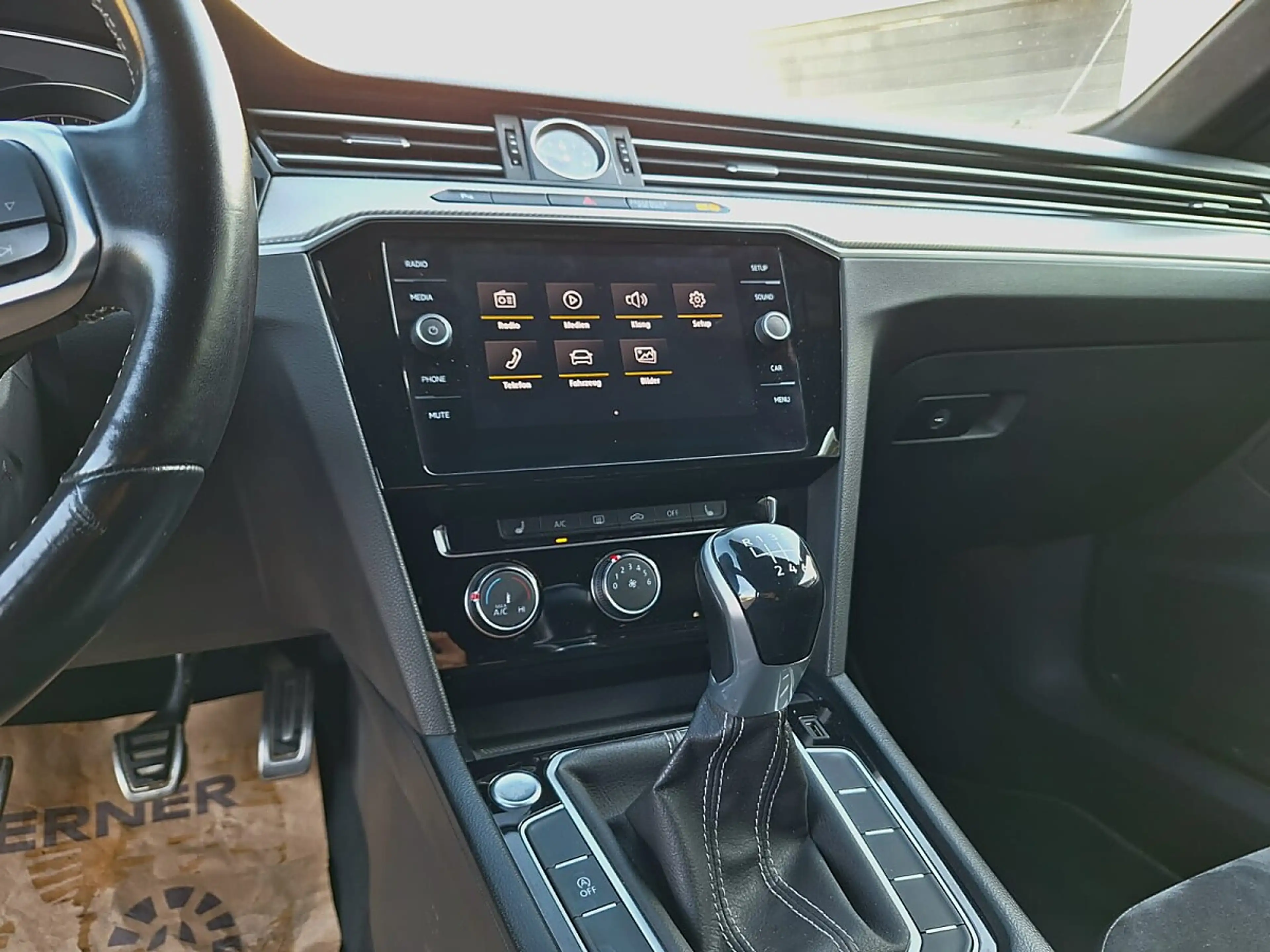 Volkswagen Arteon R-Line 2,0 TDI SCR — photo 14