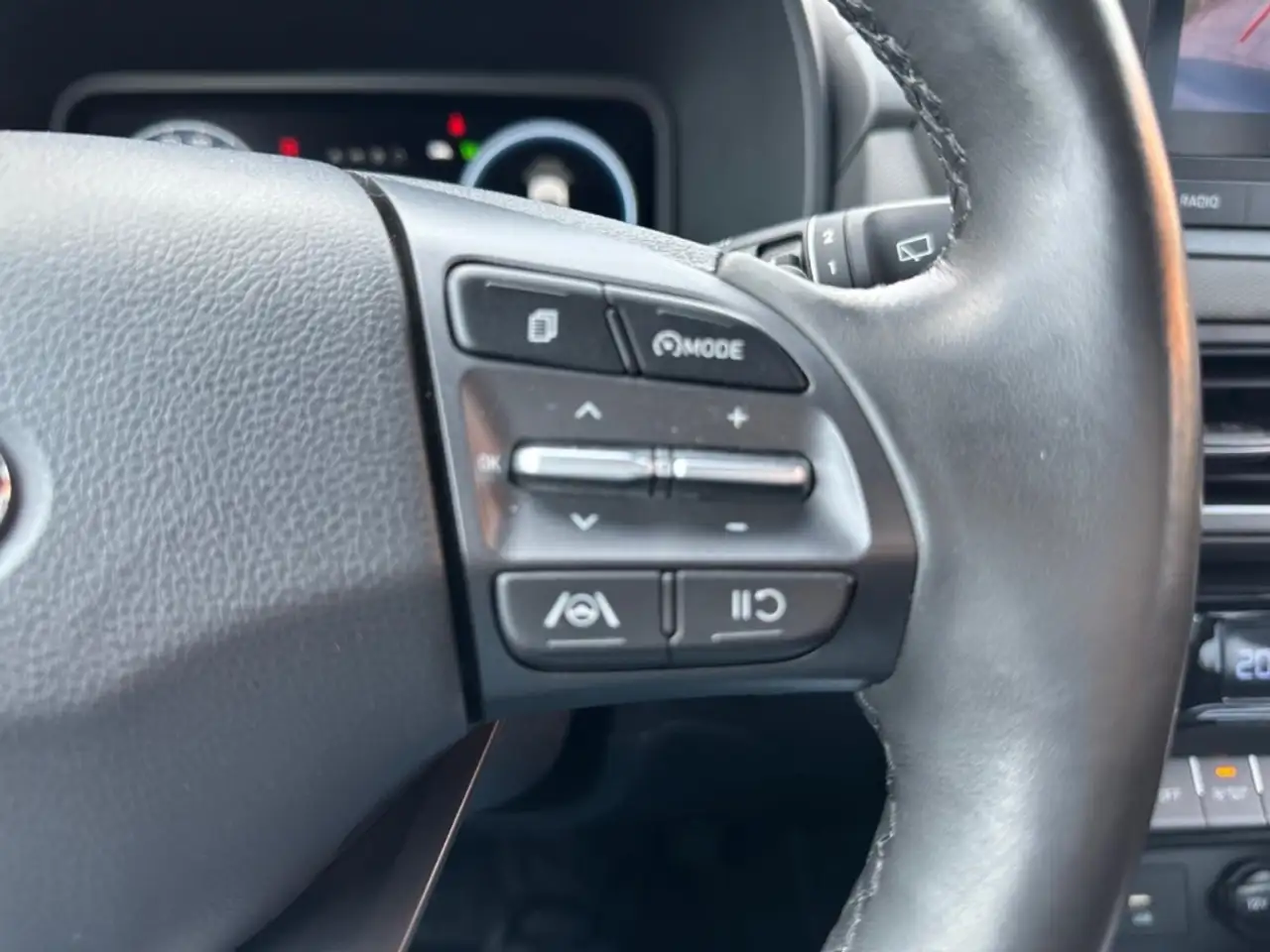 Hyundai KONA *1.6 Select *Hyb*SCHECK*1.Hand*LED*RFK*LKH* 27