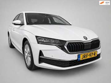 1.5 TSI MHEV Business - Navi - CarPlay - Camera -