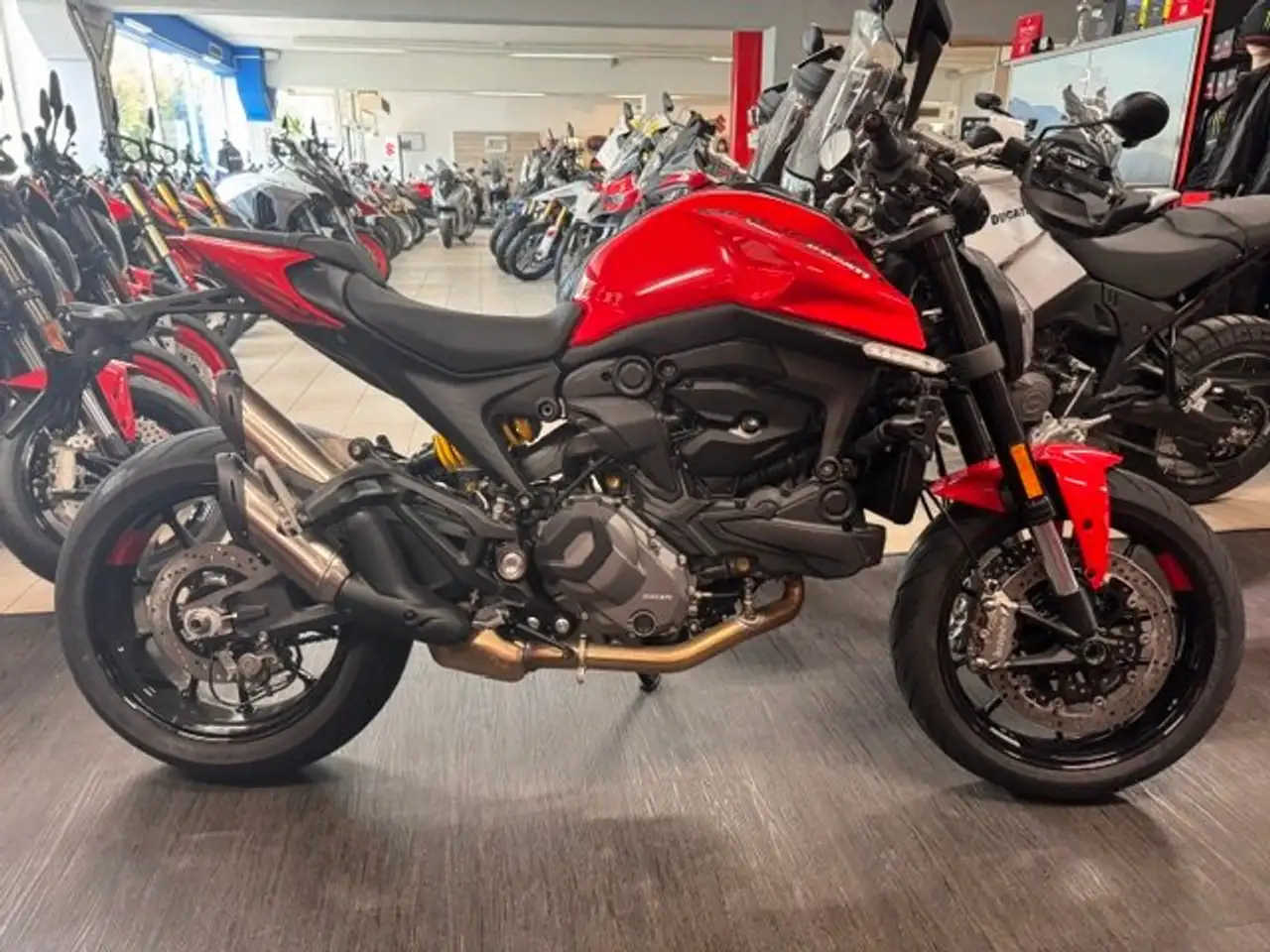 Ducati Monster 937