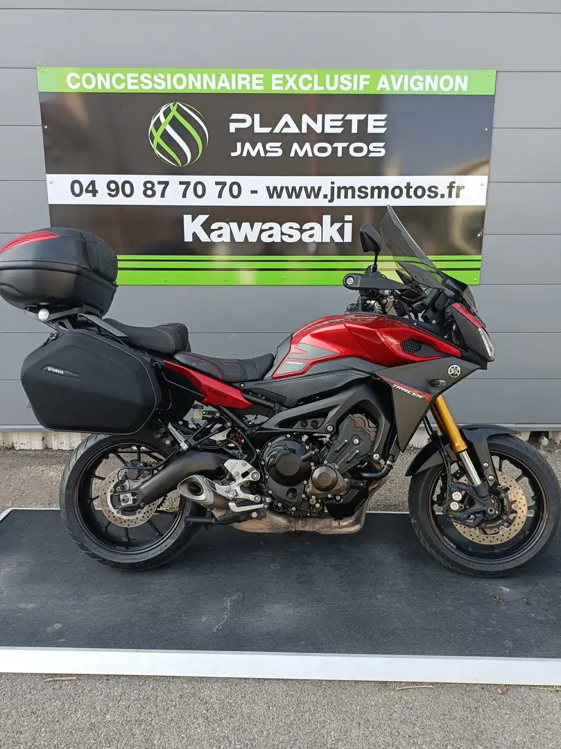 Yamaha MT-09 Rouge - 1