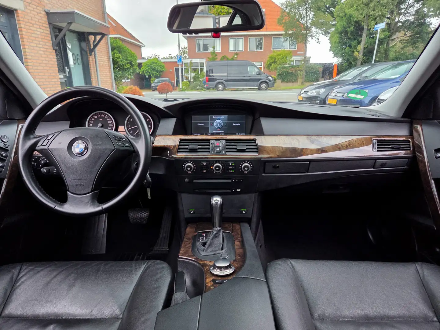 BMW 530 5-serie 530i AUT VOL-LEDER ELEKTR-SCHUIFDAK NAVI A Bleu - 2
