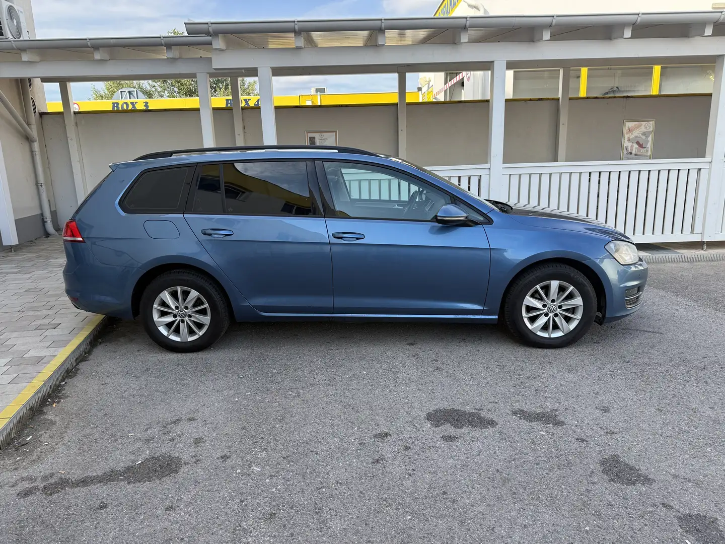 Volkswagen Golf Variant 1,2 TSI Benzin 144000 Erstbesitz - 2