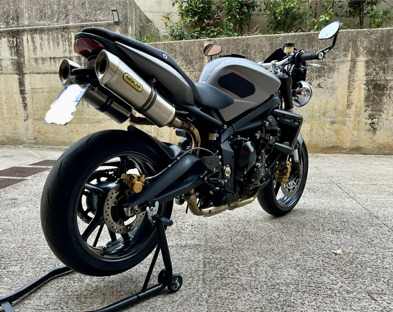 Triumph Street Triple 675 R Gri - 1