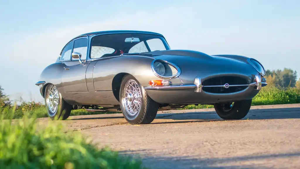 Jaguar E-Type 1965 из Европы — купить под ключ