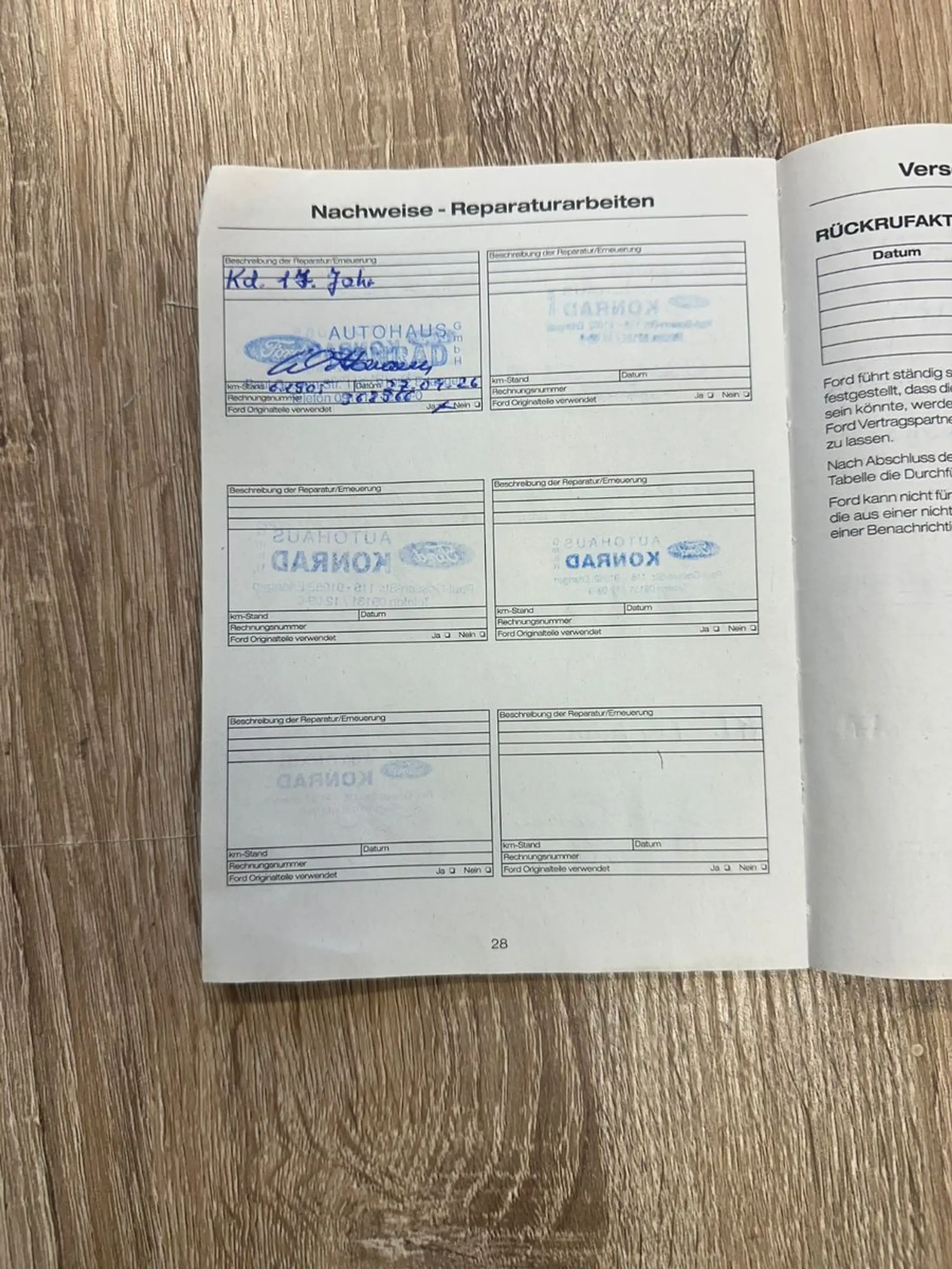 Ford C-Max C-MAX Ghia — photo 8